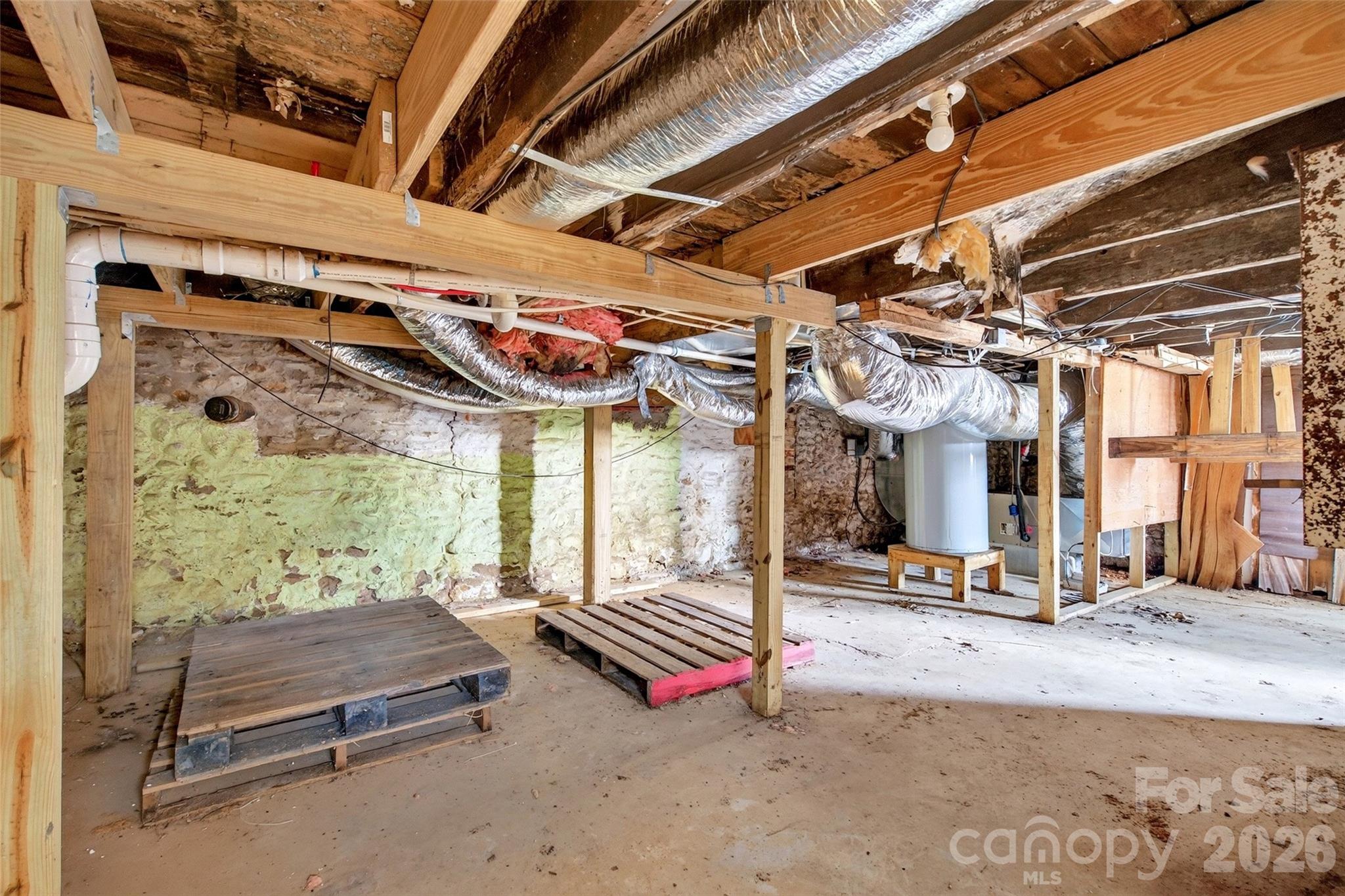 432 & 422 E Main Street Property Photo 9