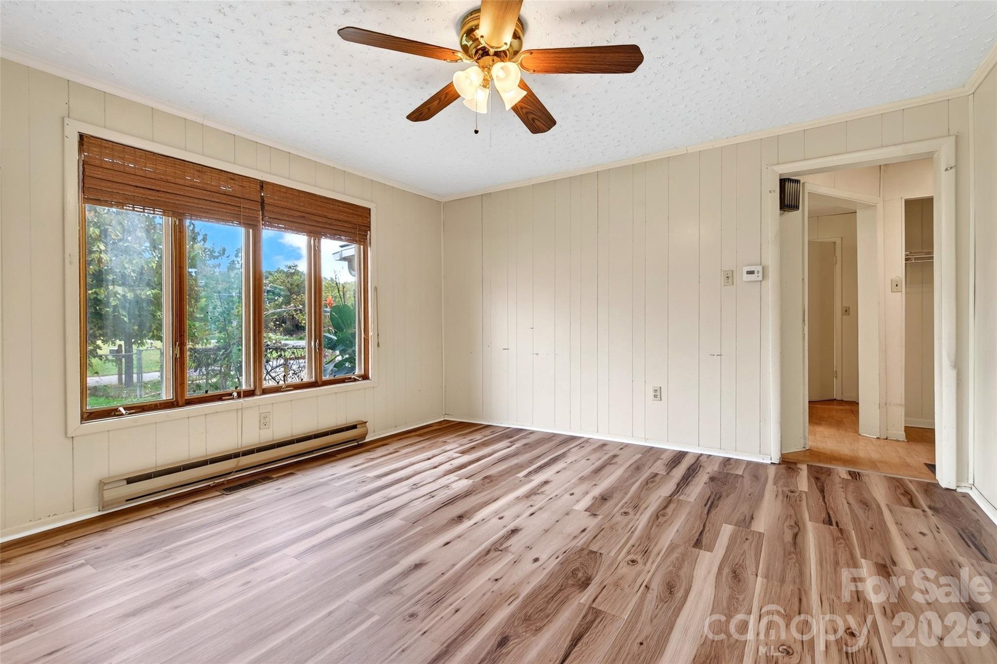 432 & 422 E Main Street Property Photo 16