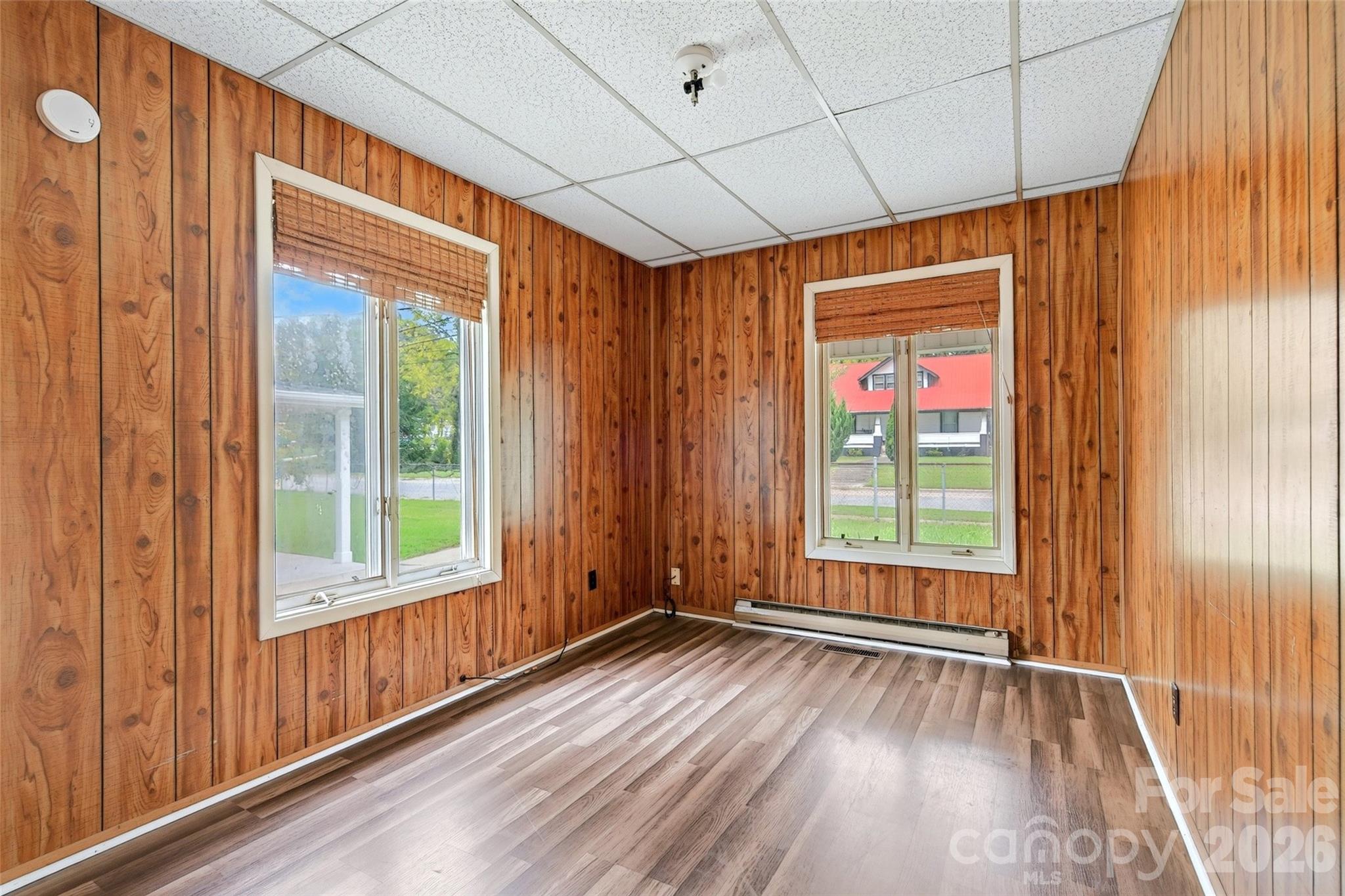 432 & 422 E Main Street Property Photo 18