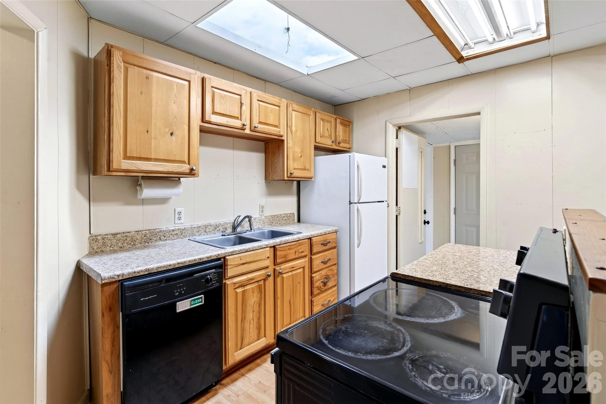 432 & 422 E Main Street Property Photo 20