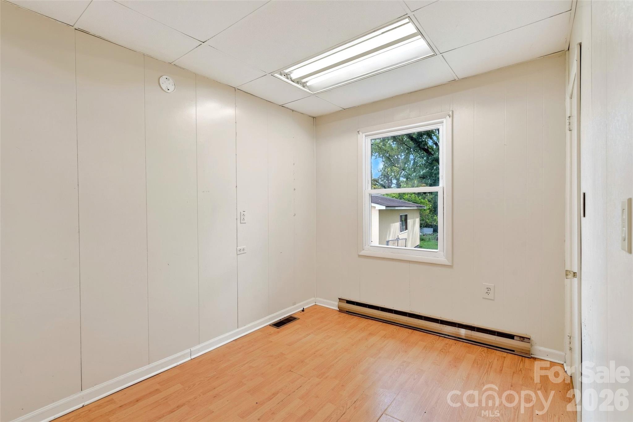 432 & 422 E Main Street Property Photo 24