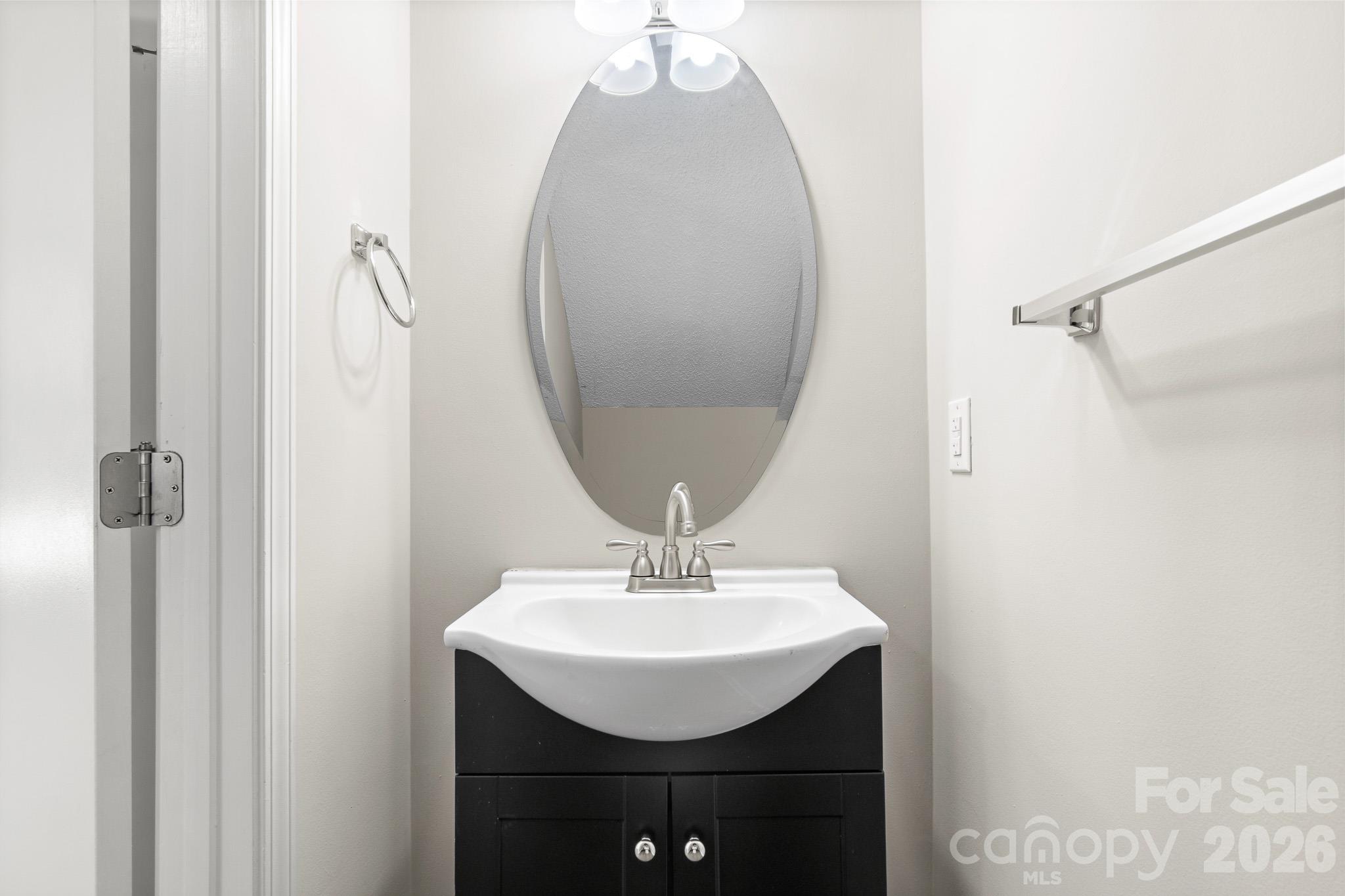 2303 Highland Park Drive Property Photo 6