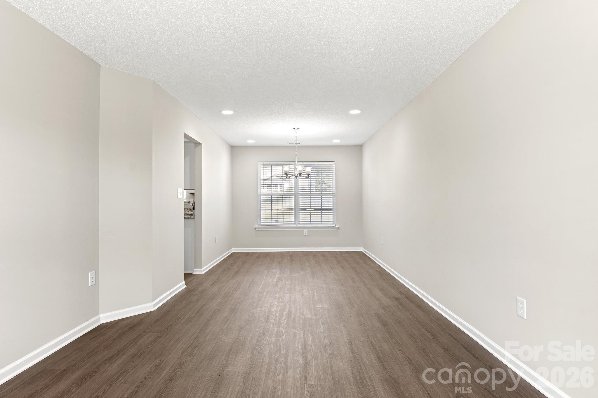 2303 Highland Park Drive Property Photo 11