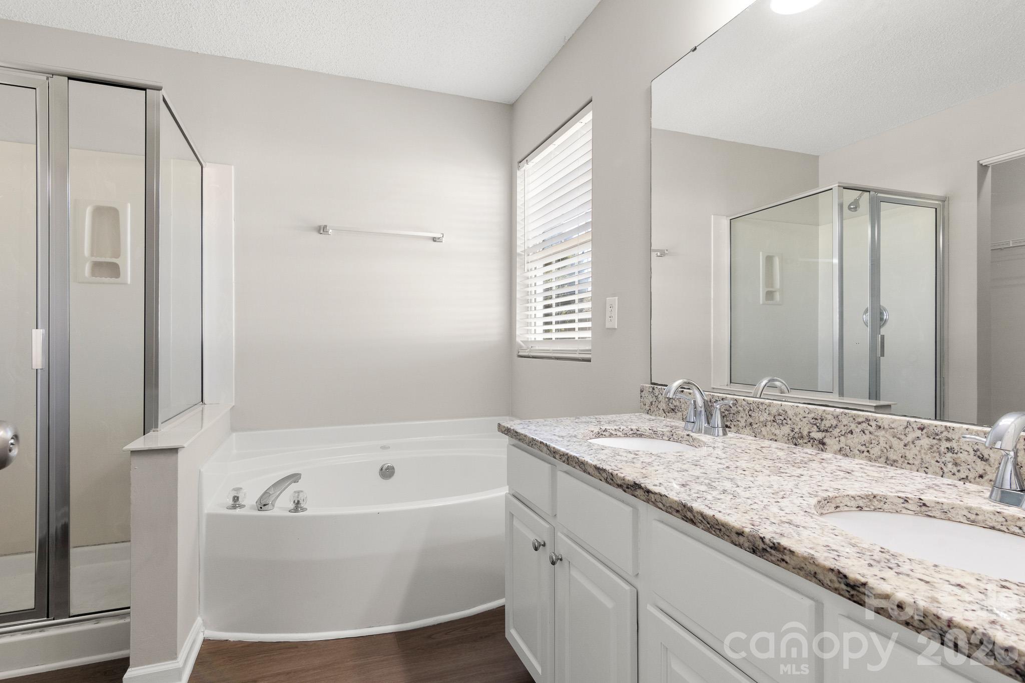 2303 Highland Park Drive Property Photo 30