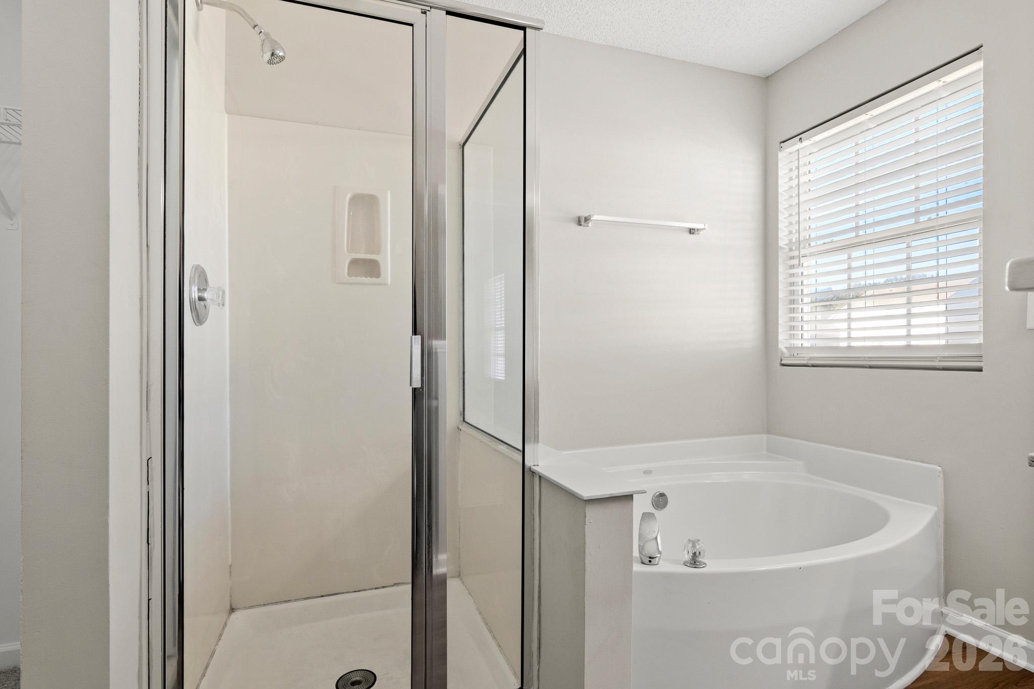 2303 Highland Park Drive Property Photo 32