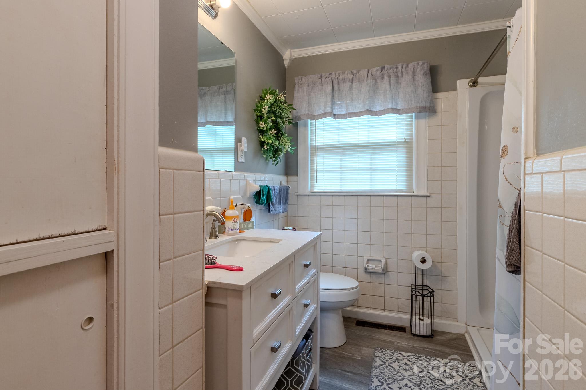 1004 Woodside Drive Property Photo 12