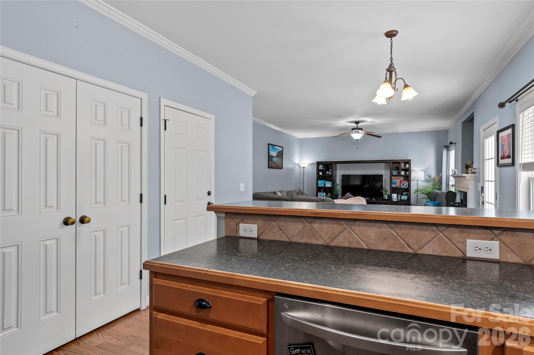 5356 Graycliff Lane Property Photo 10