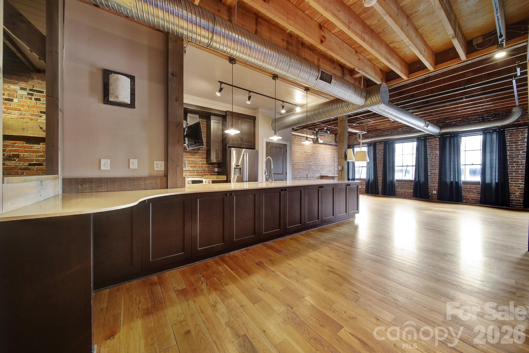 162 S South Street 202b Property Photo 9
