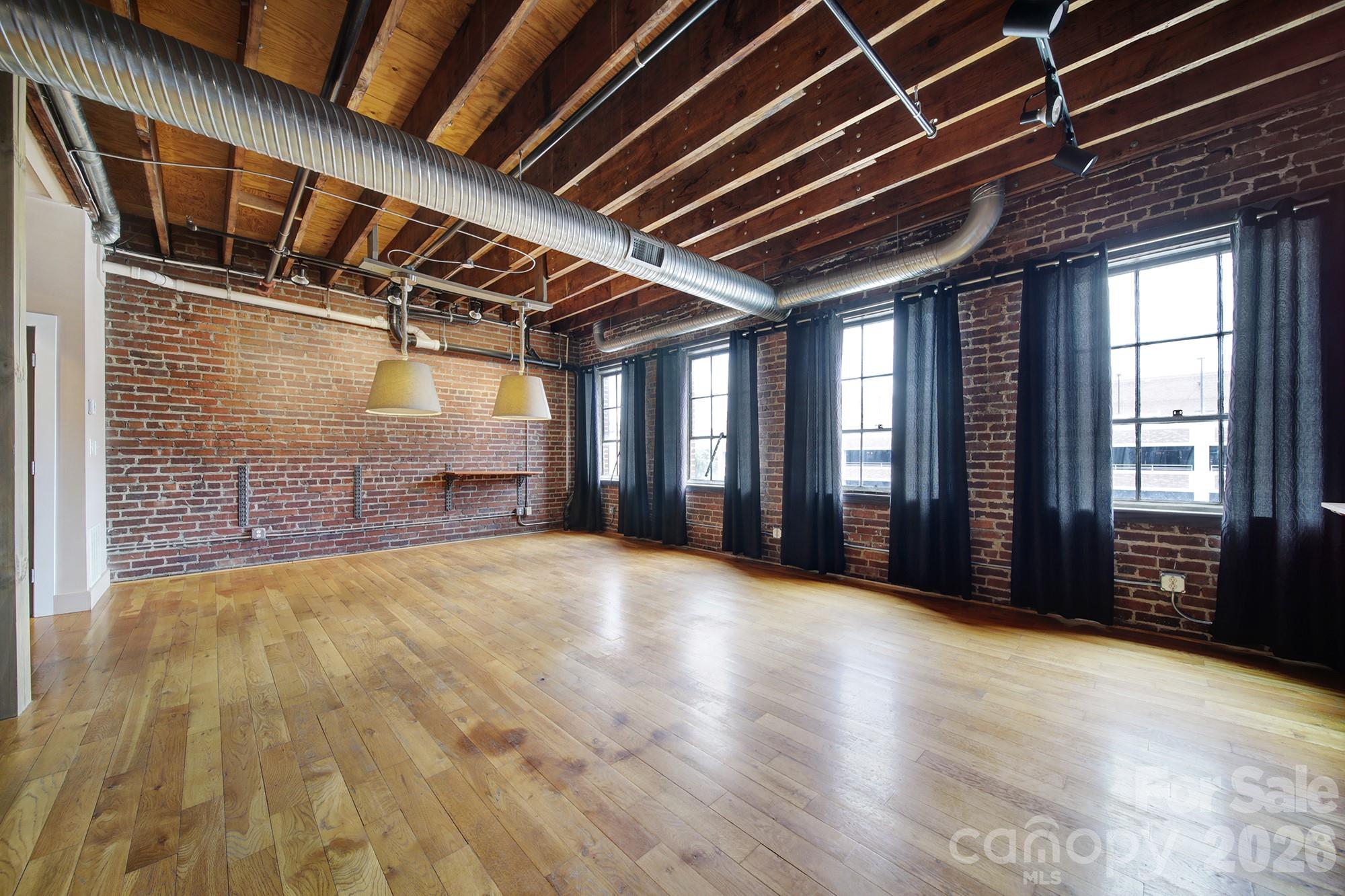 162 S South Street 202b Property Photo 11