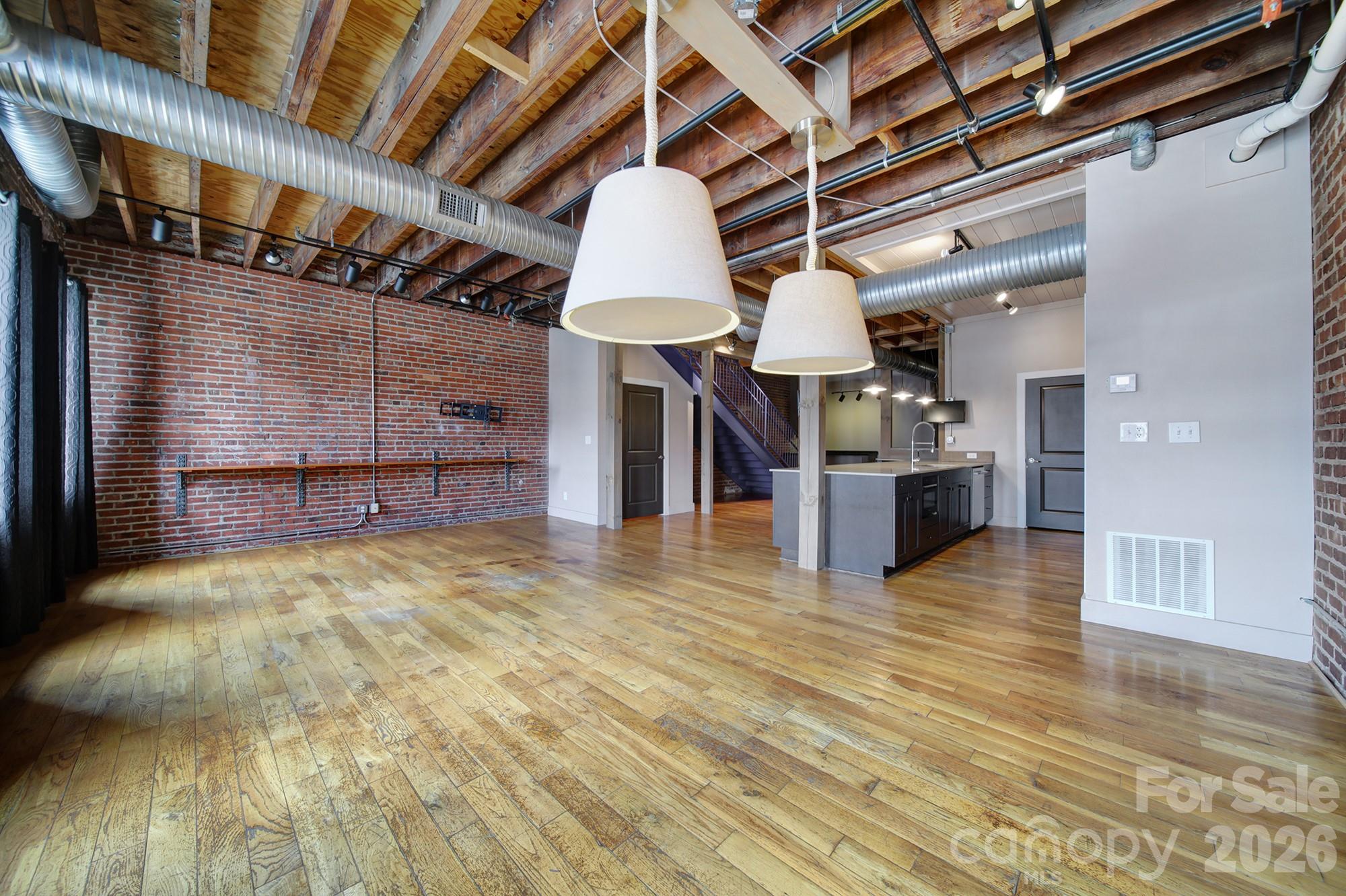 162 S South Street 202b Property Photo 13