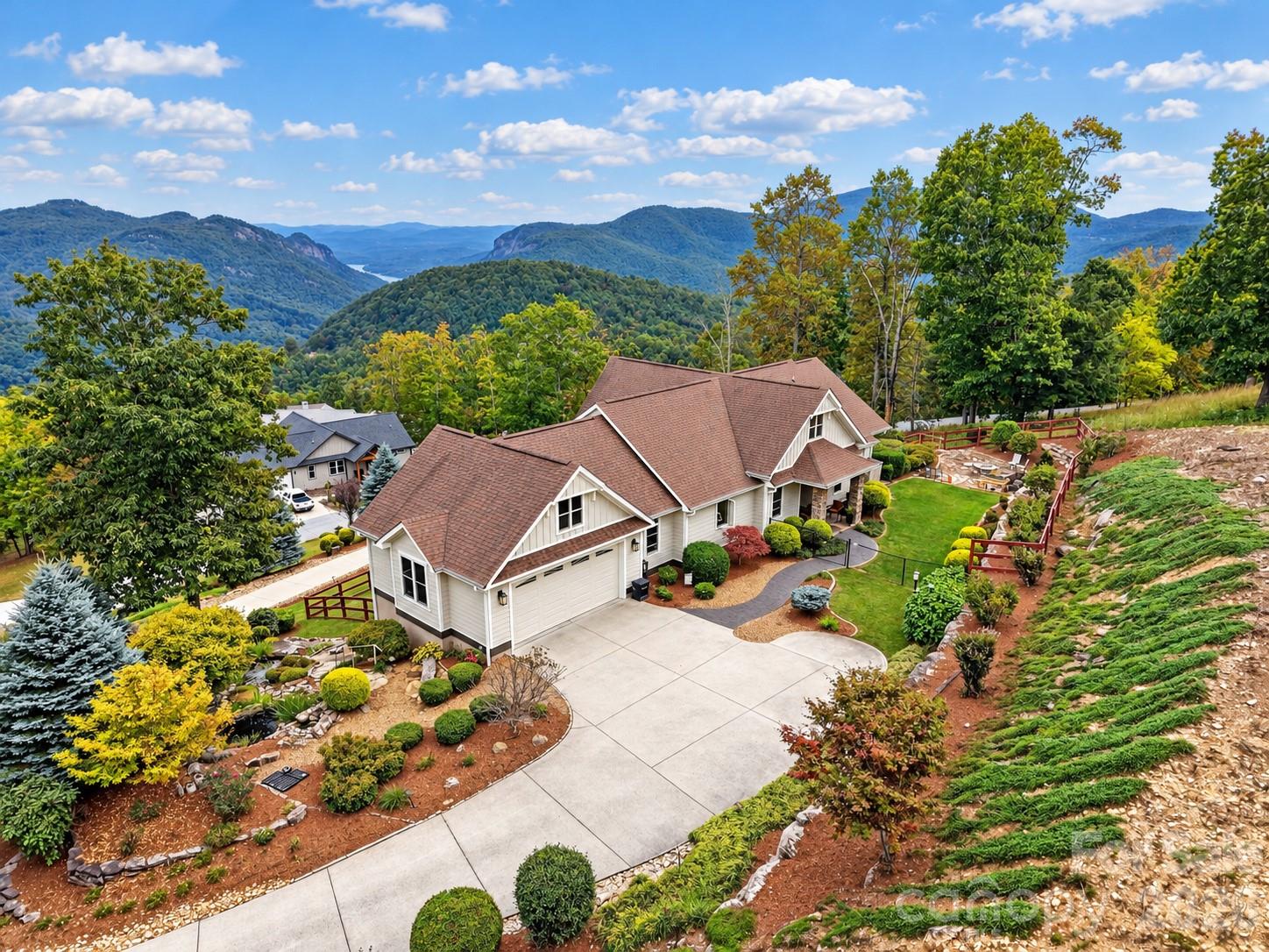 57 Mountainaire Court Property Photo 1