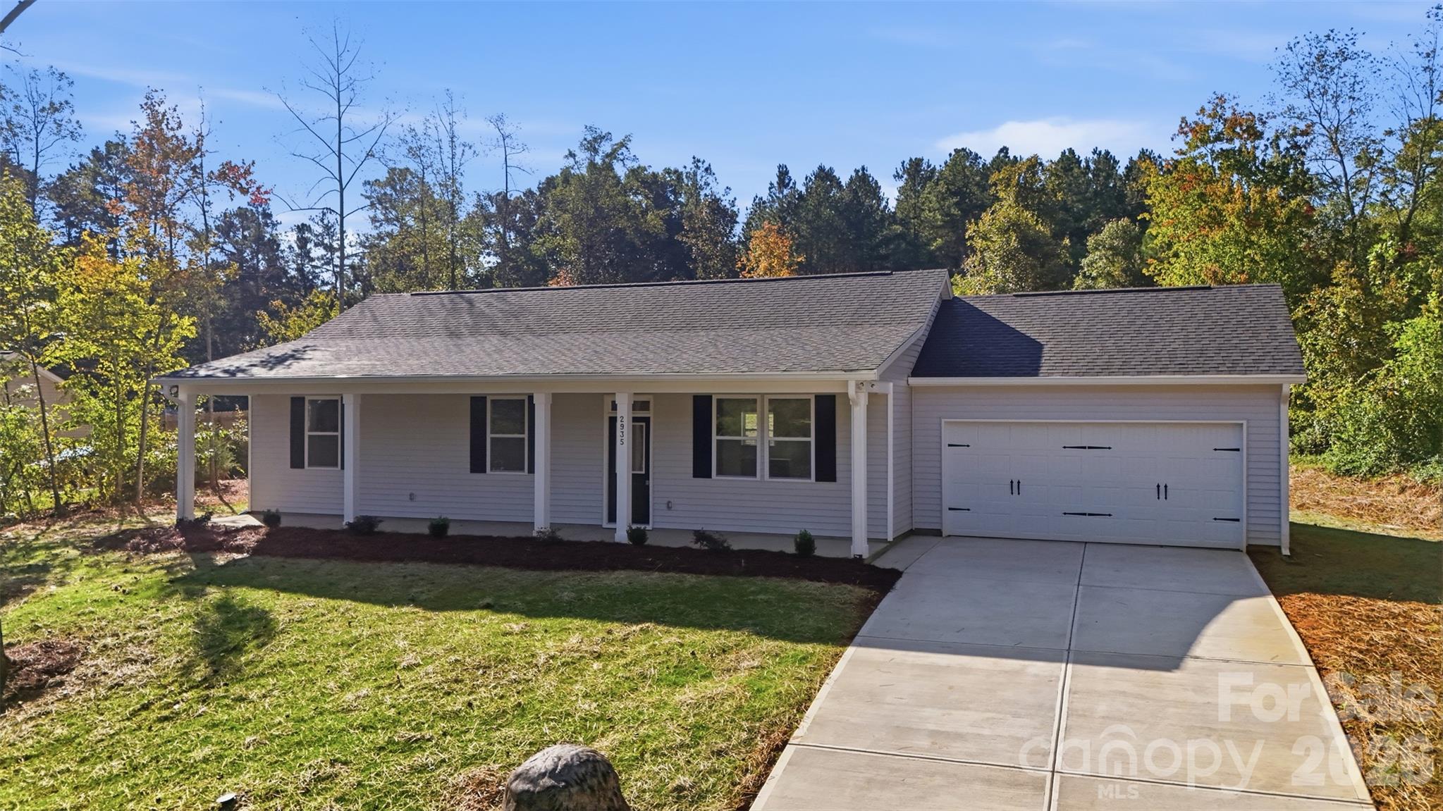 2935 Heavners Farm Court Property Photo 3