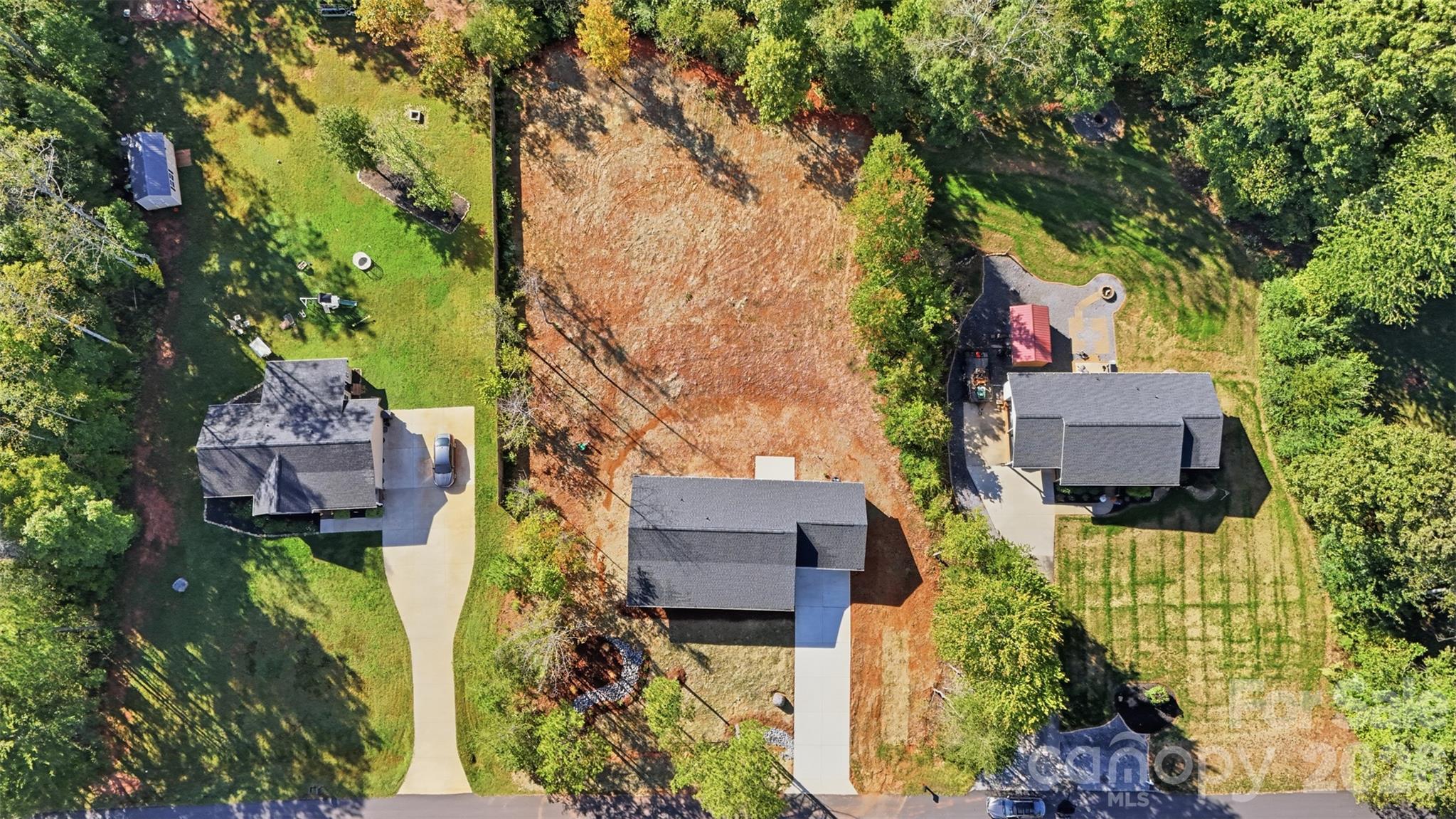 2935 Heavners Farm Court Property Photo 4