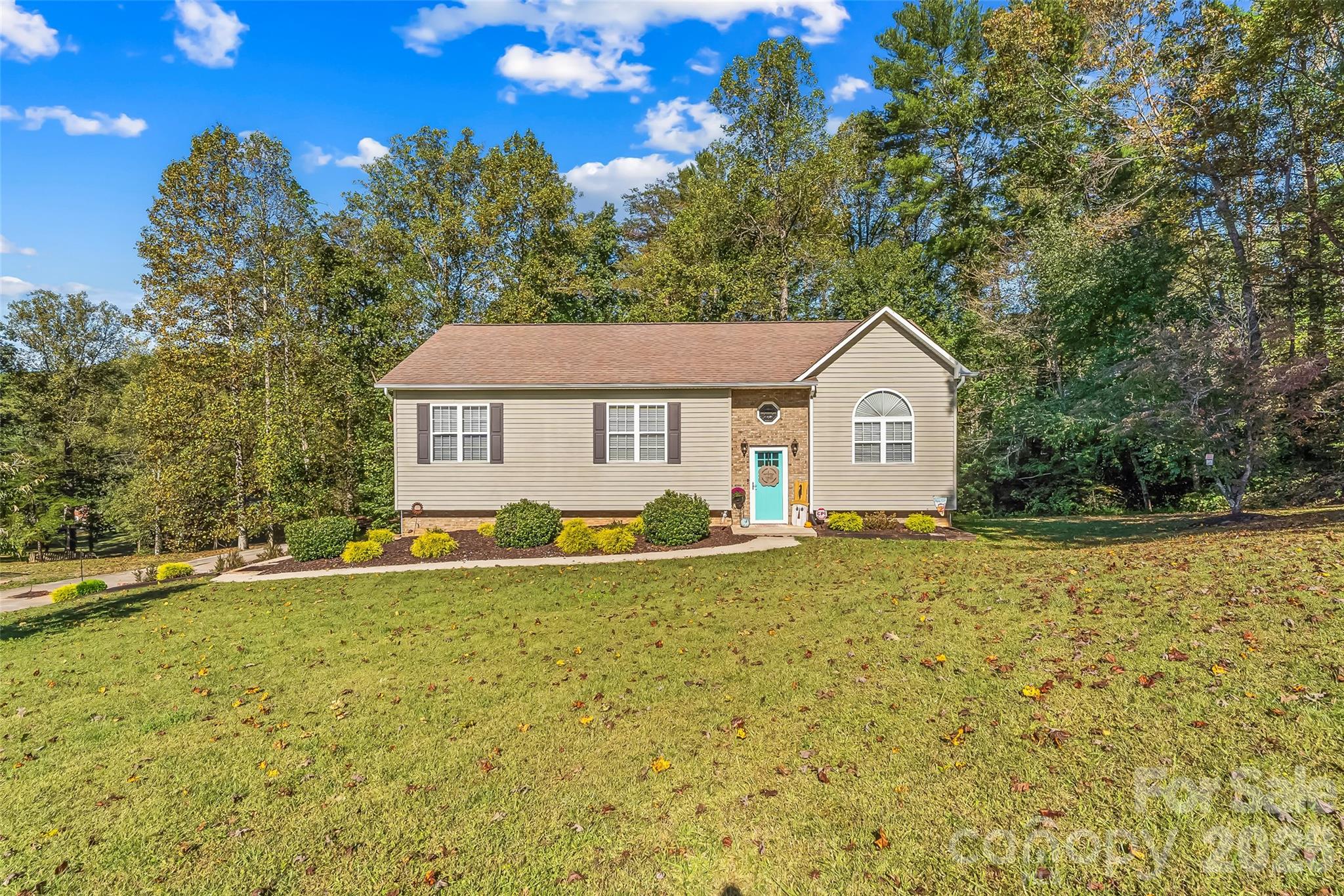 3105 Lyndhurst Drive Property Photo 1