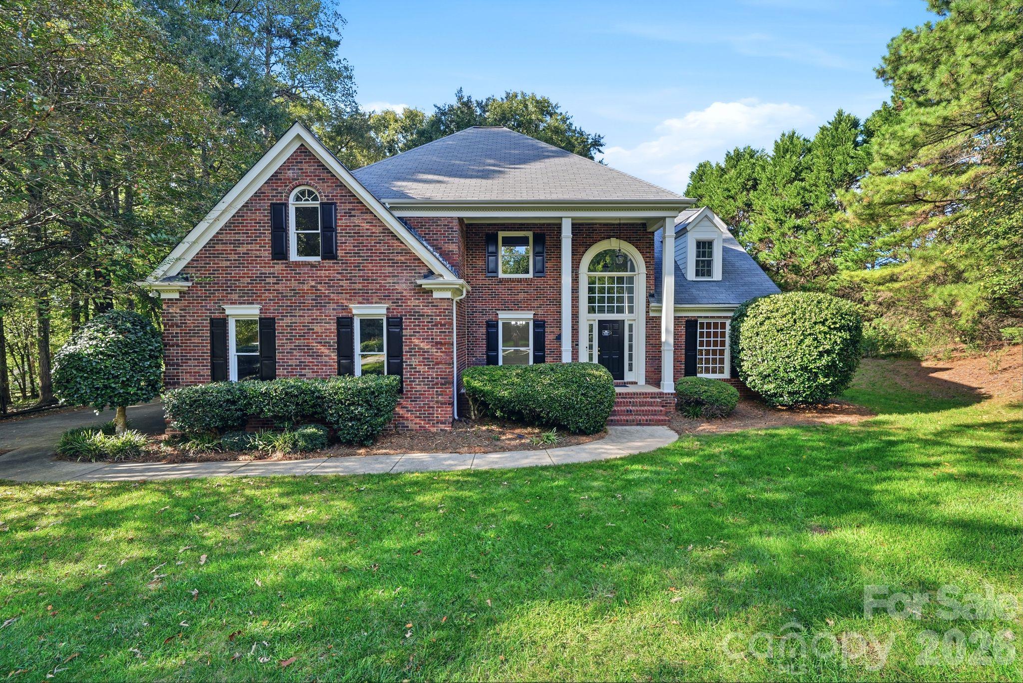 8800 Oxfordshire Court Property Photo 1