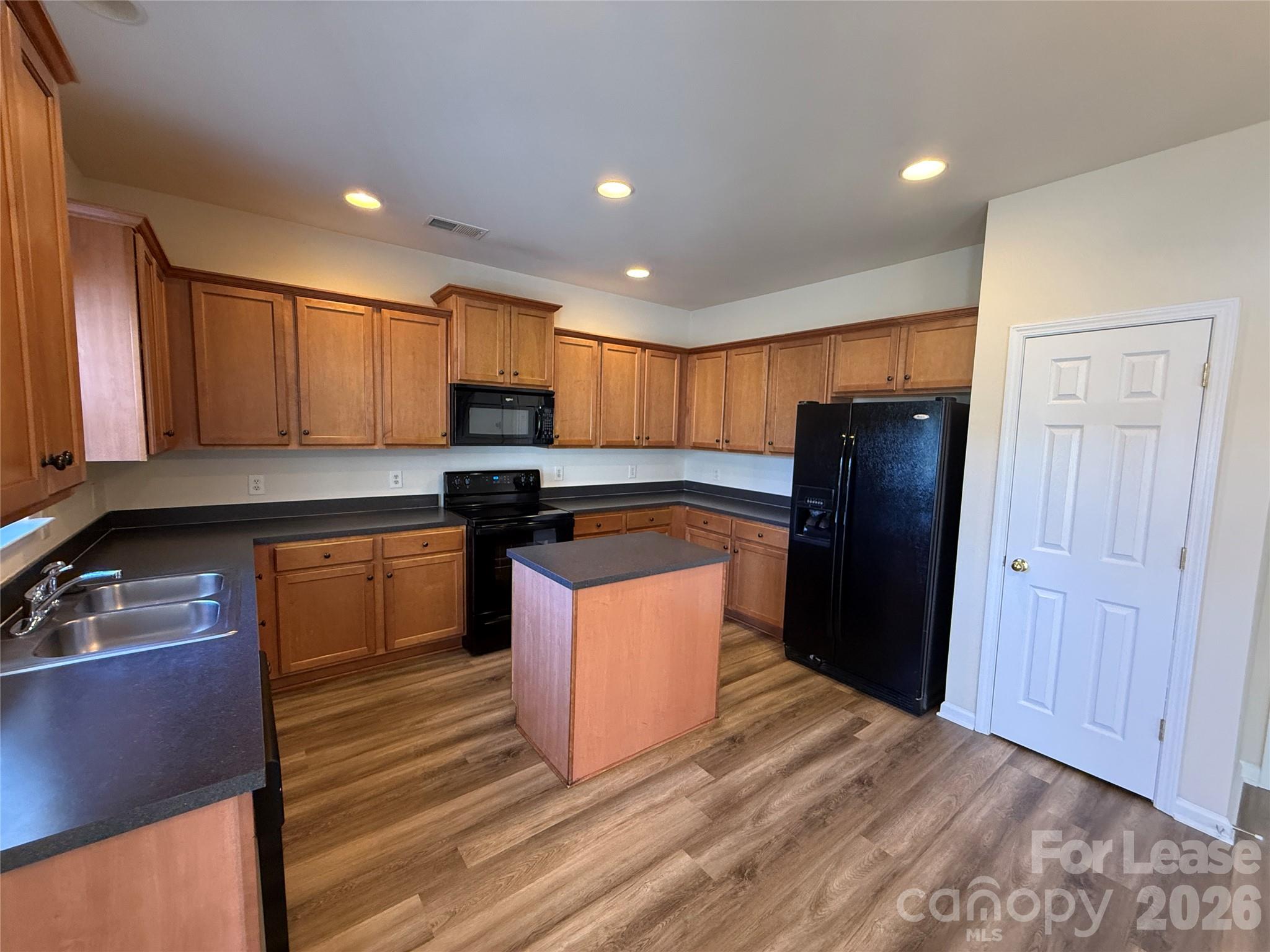 8560 Magnolia Springs Drive Property Photo 8
