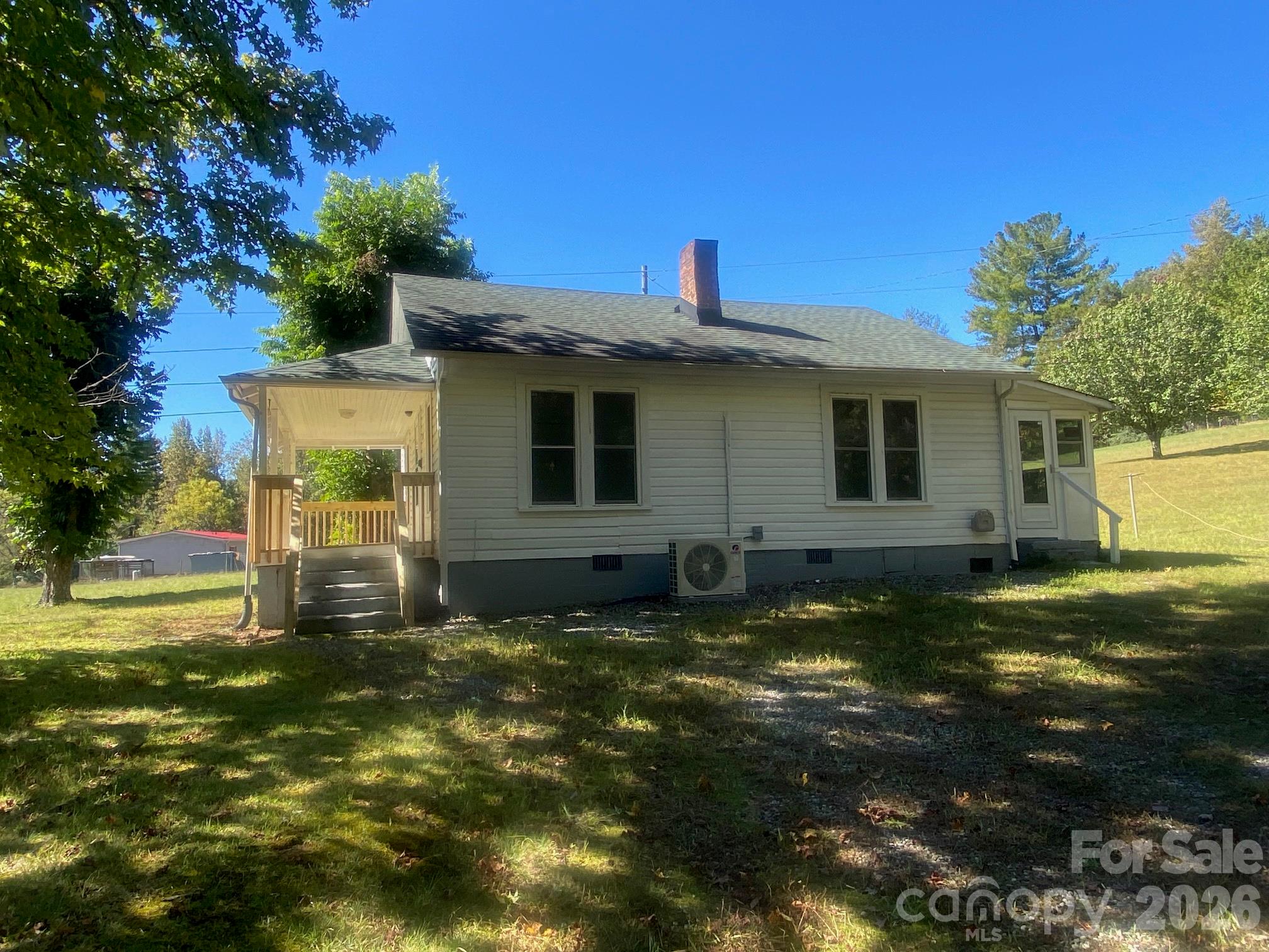 5924 Chapman Drive Property Photo 2