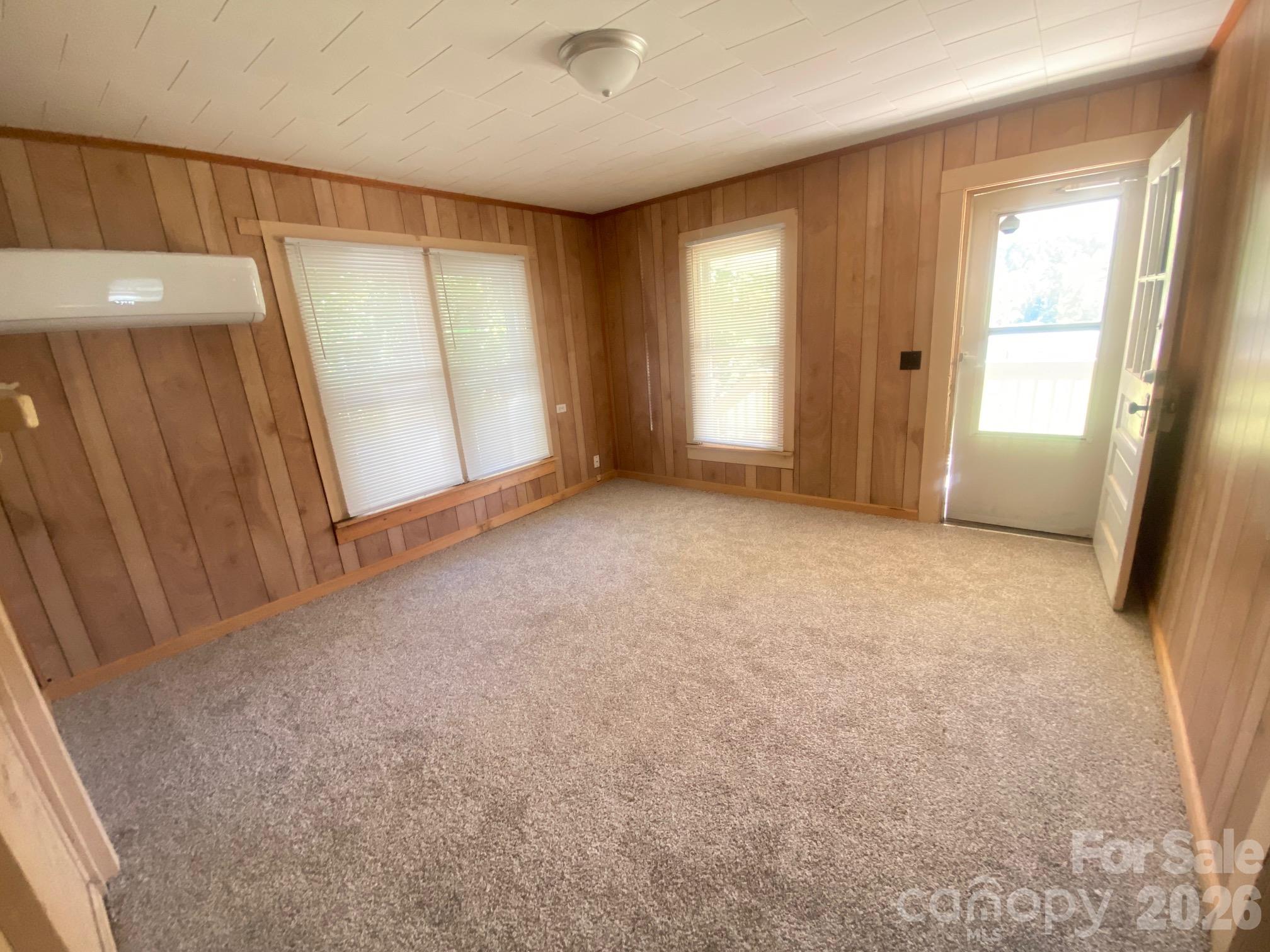 5924 Chapman Drive Property Photo 4