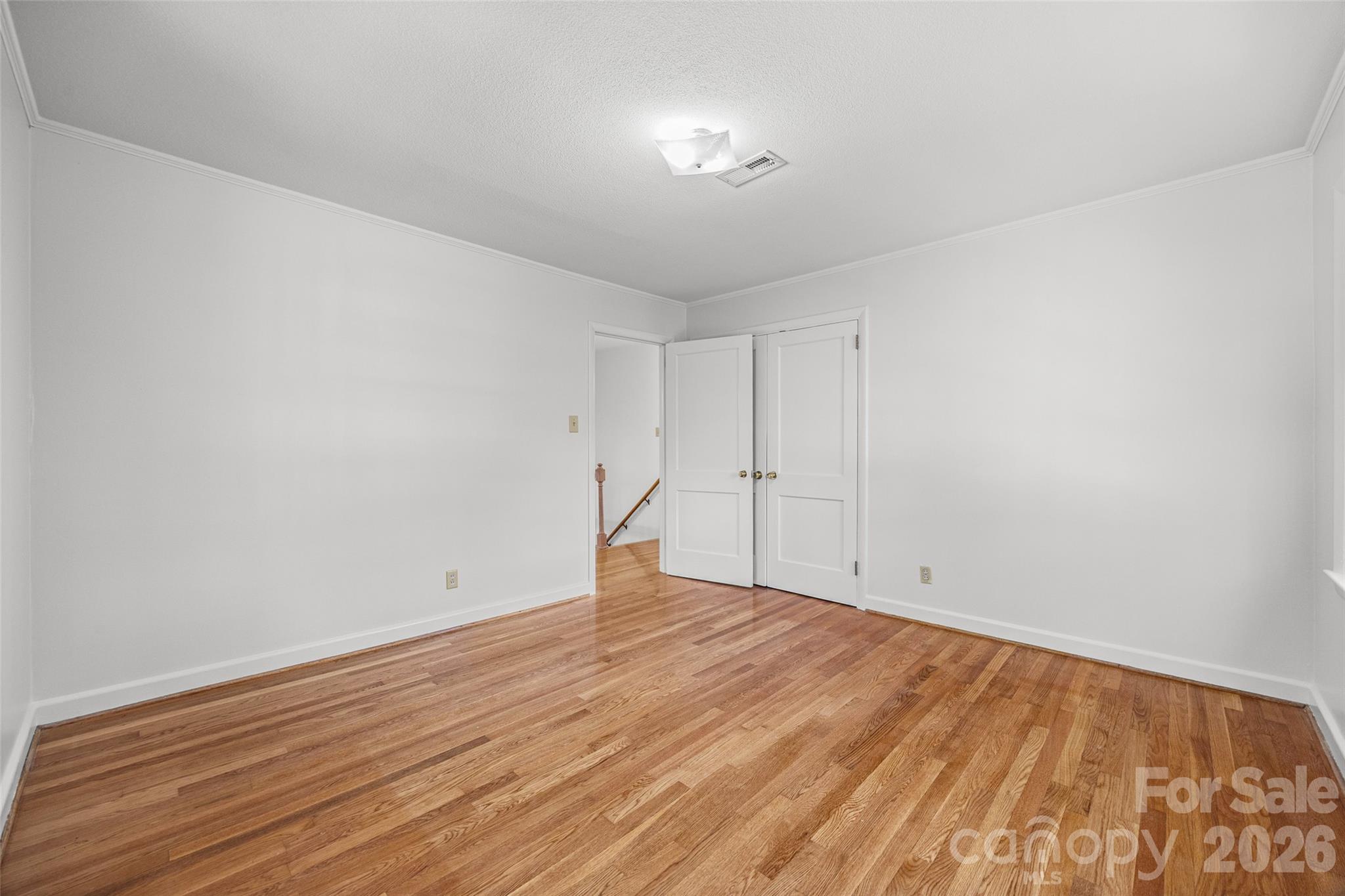 635 Glendale Drive Property Photo 15