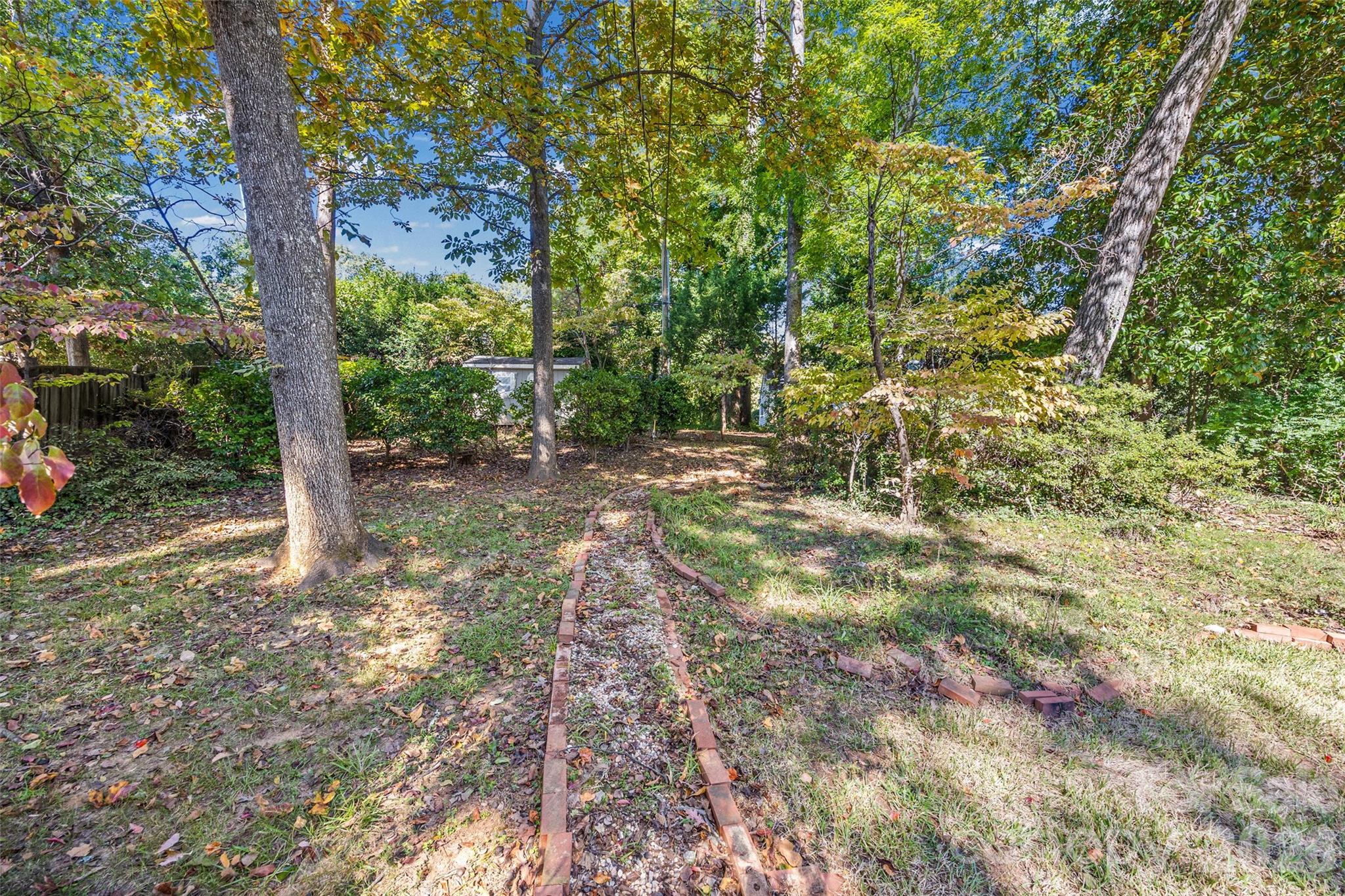 635 Glendale Drive Property Photo 30