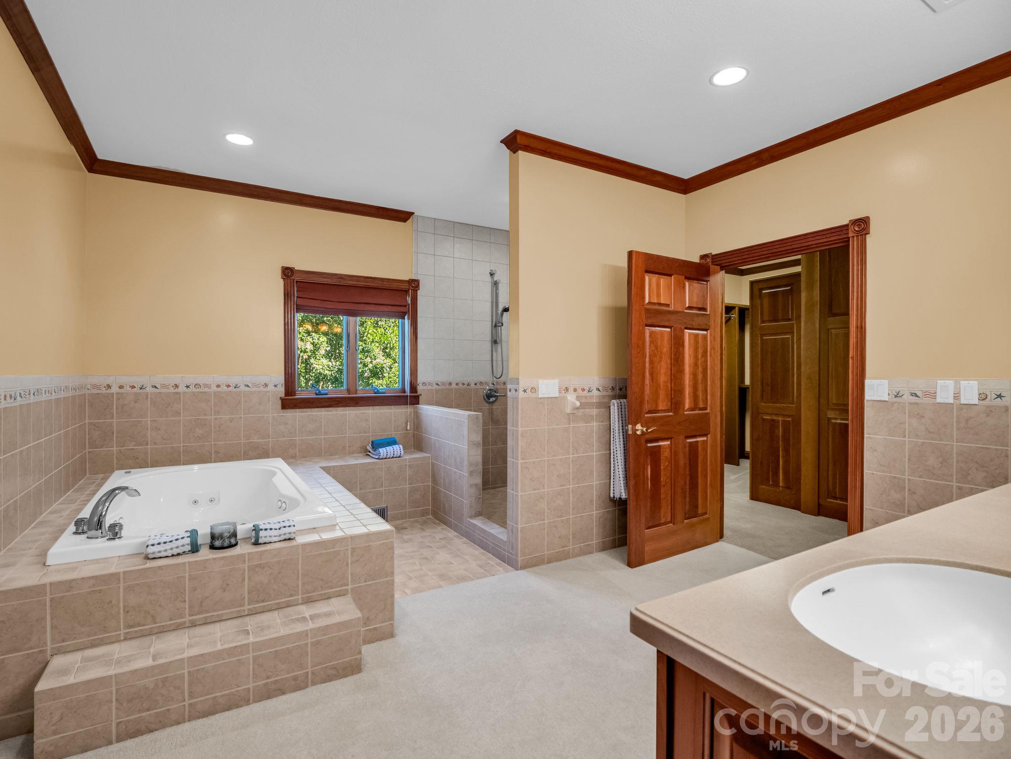 144 Neighborly Drive Property Photo 18