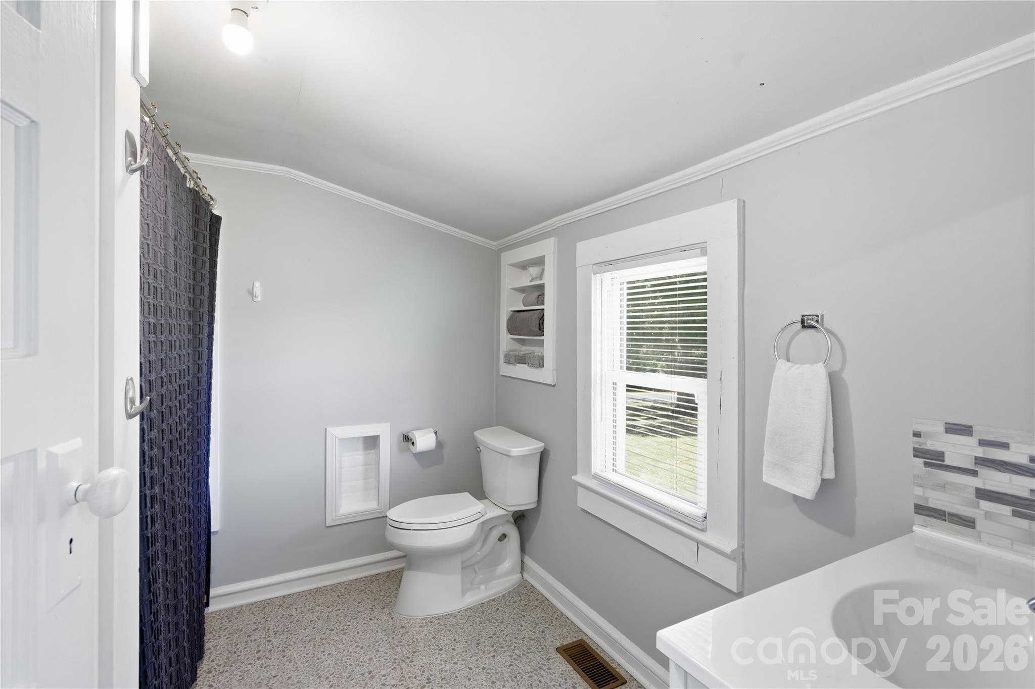 32492 & 32372 Hugh Road Property Photo 24