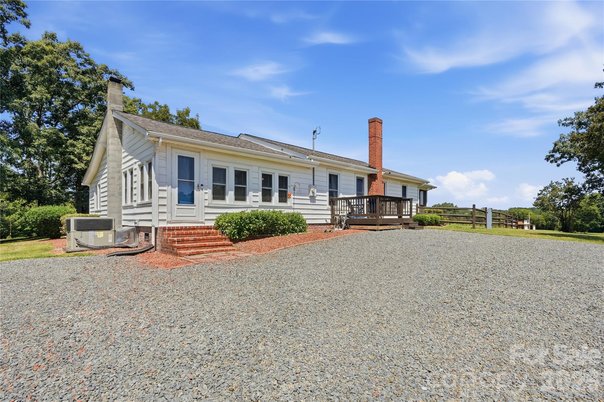 32492 & 32372 Hugh Road Property Photo 33