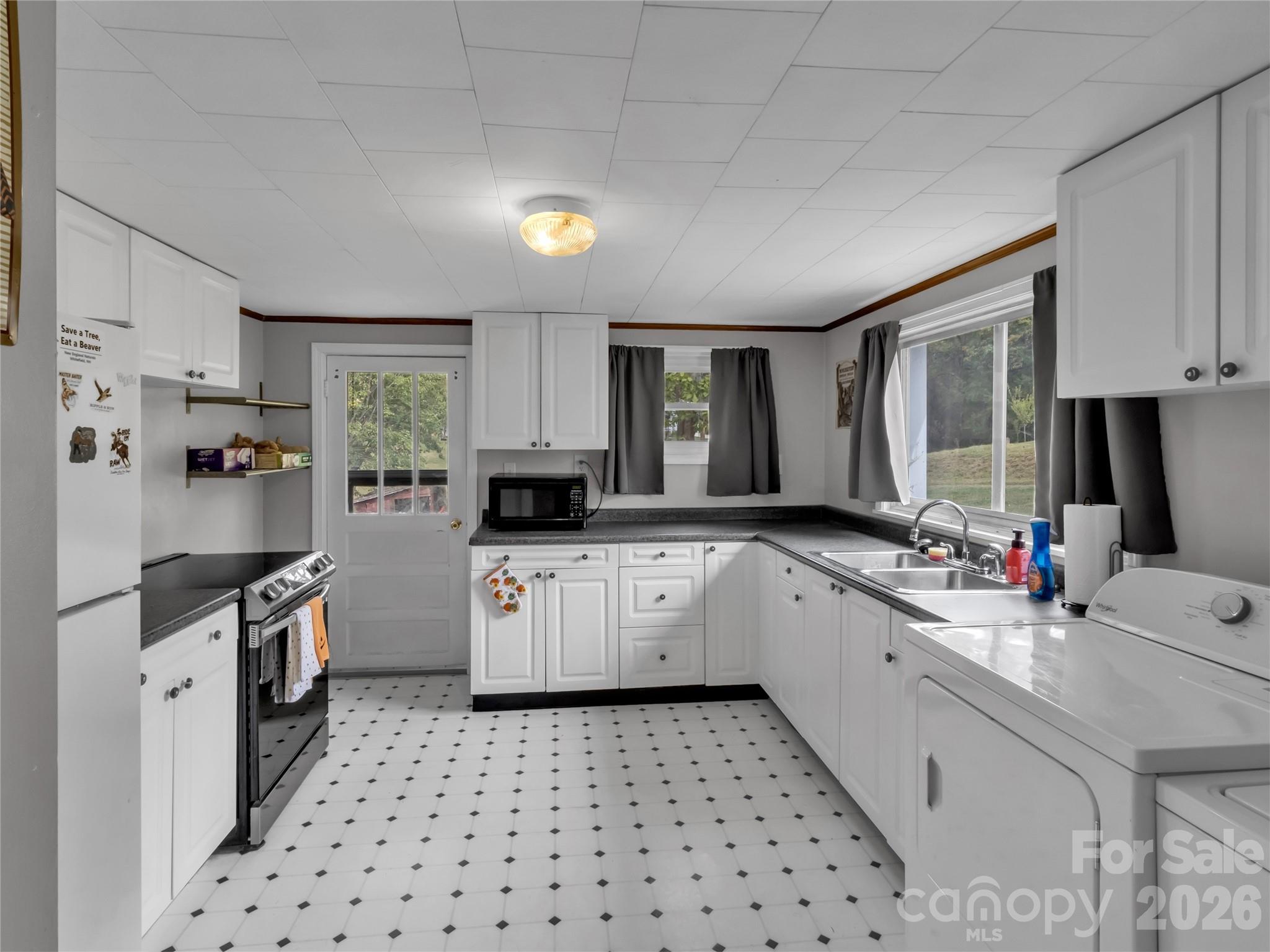 280 Mingus Street Property Photo 11