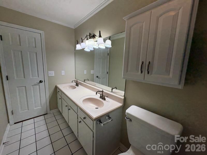 210 Faye Court Property Photo 19