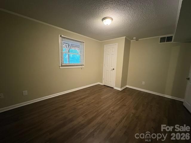 210 Faye Court Property Photo 33