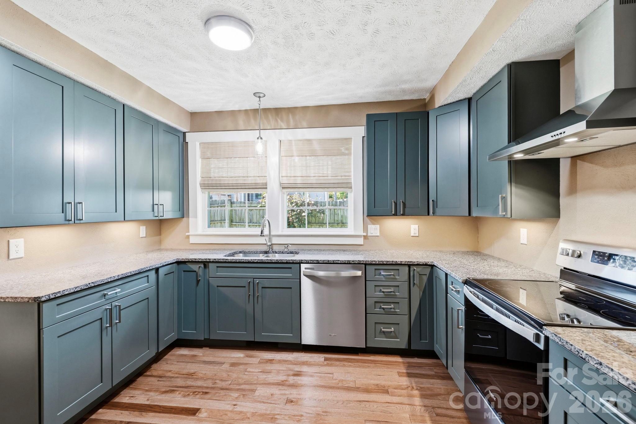 444 S Broad Street Property Photo 4