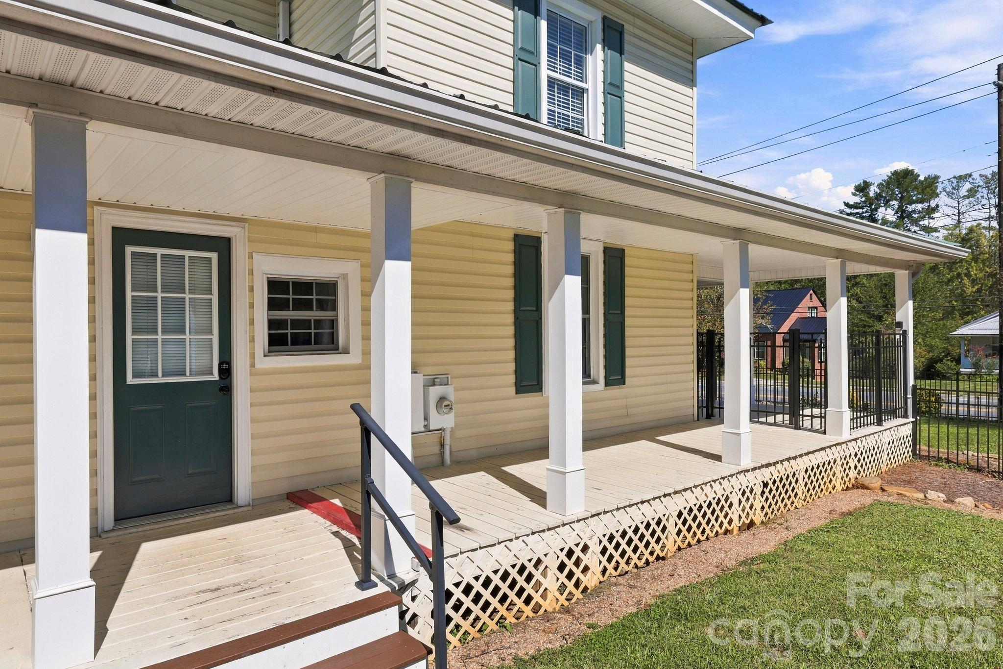 444 S Broad Street Property Photo 8