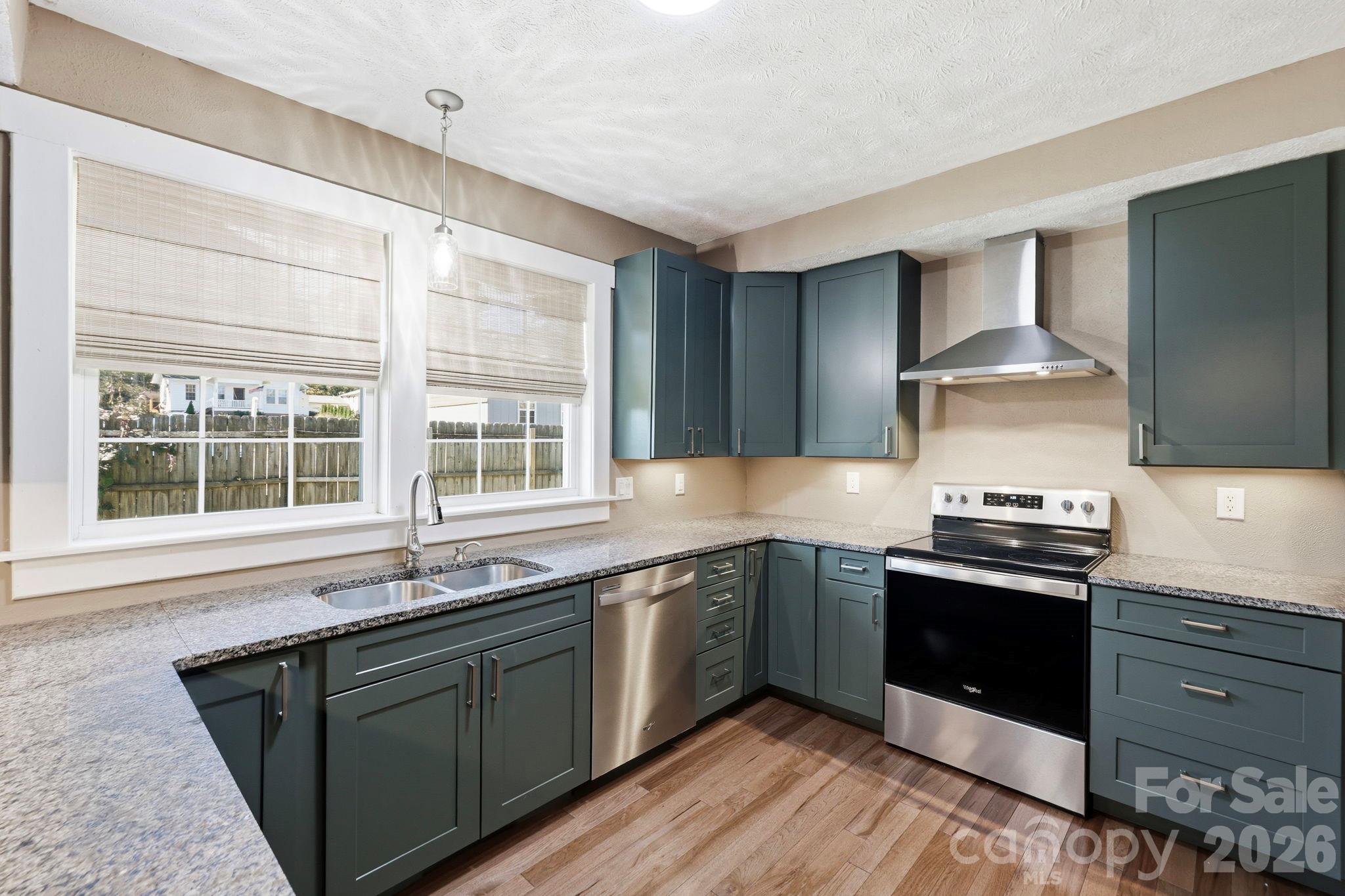 444 S Broad Street Property Photo 21