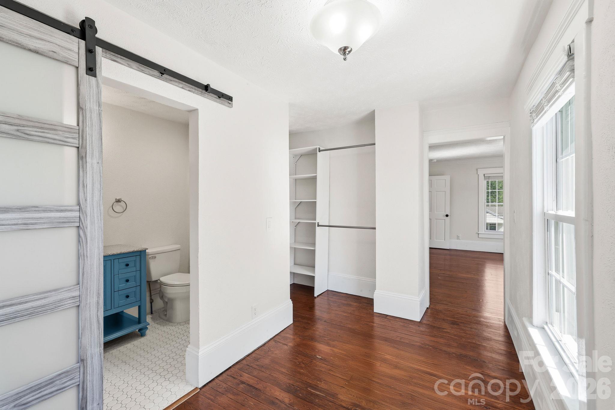 444 S Broad Street Property Photo 33