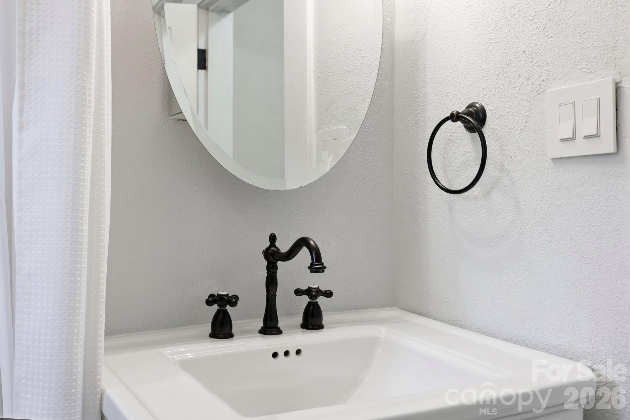 444 S Broad Street Property Photo 38