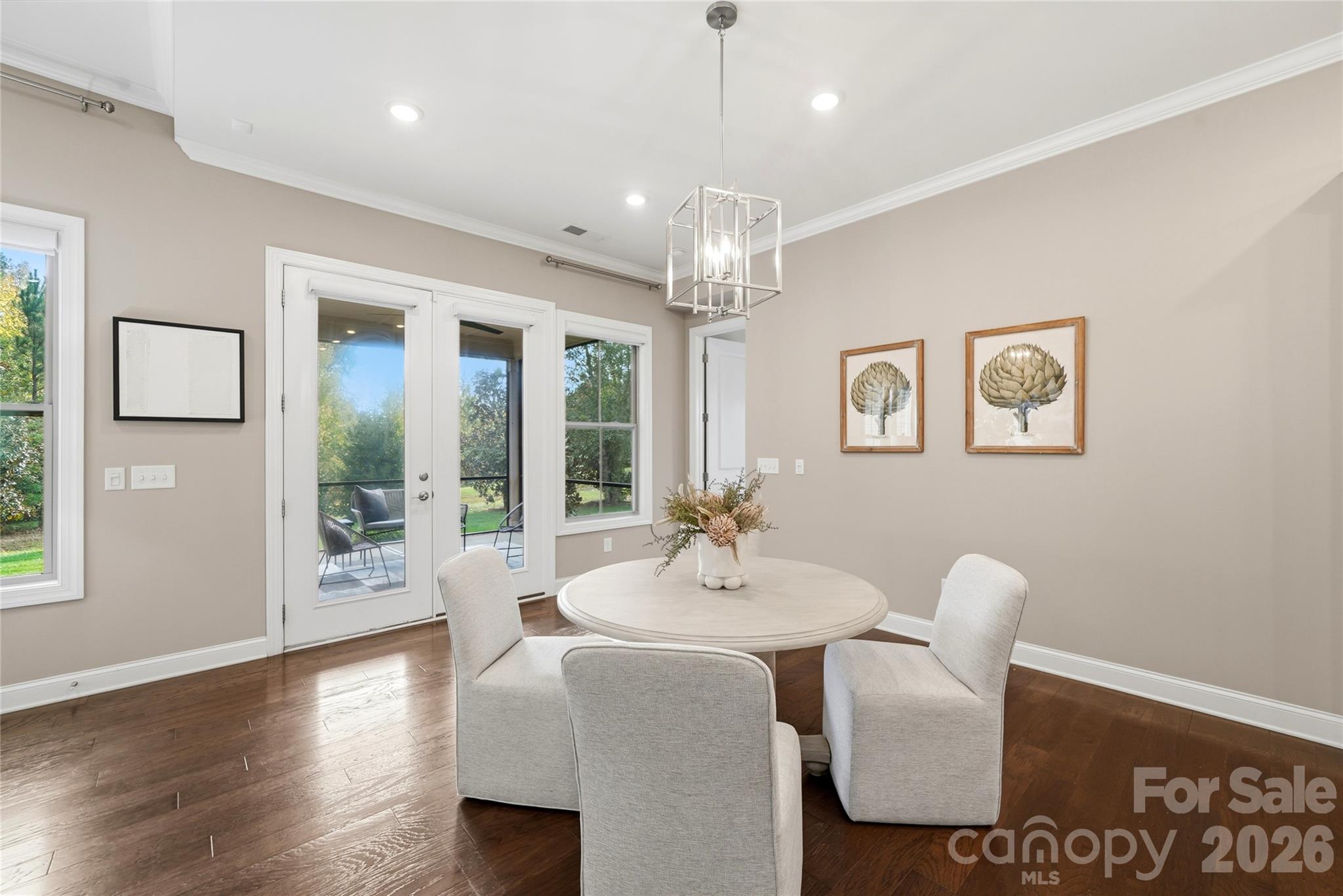 101 Enclave Boulevard Property Photo 11