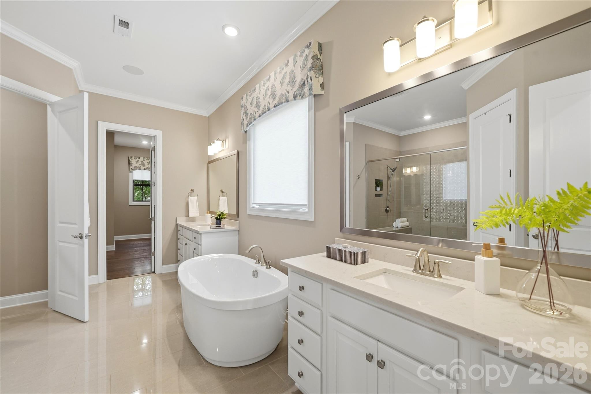 101 Enclave Boulevard Property Photo 17