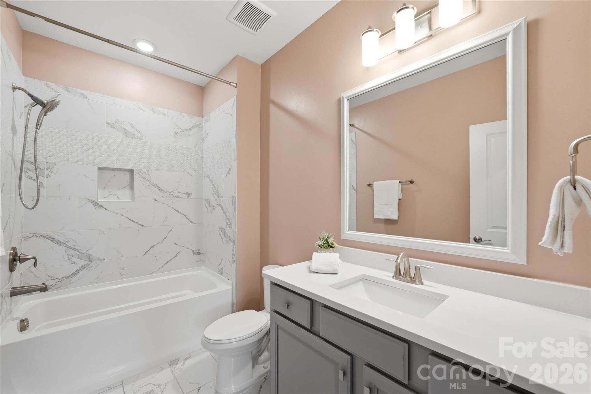 101 Enclave Boulevard Property Photo 28