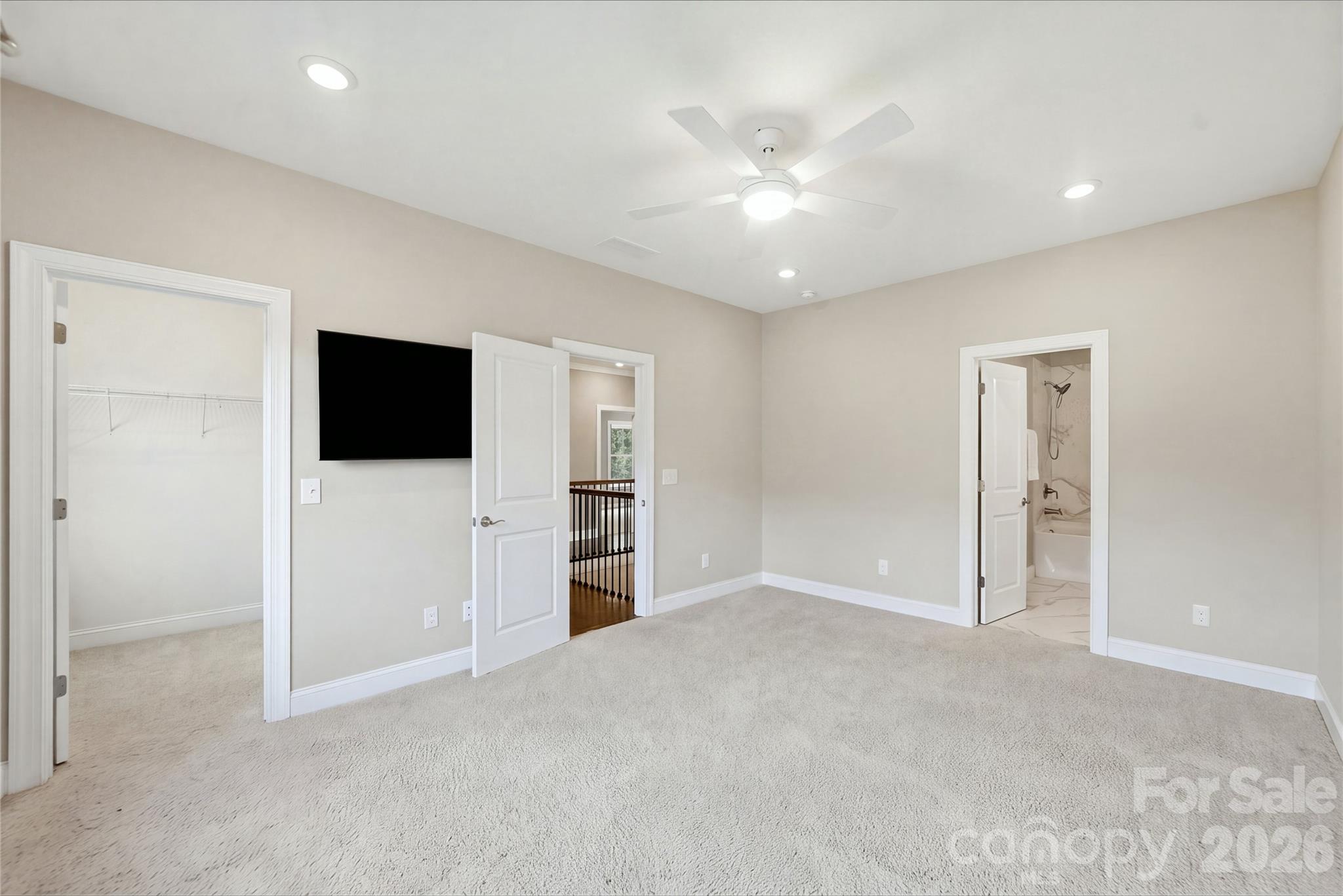 101 Enclave Boulevard Property Photo 31