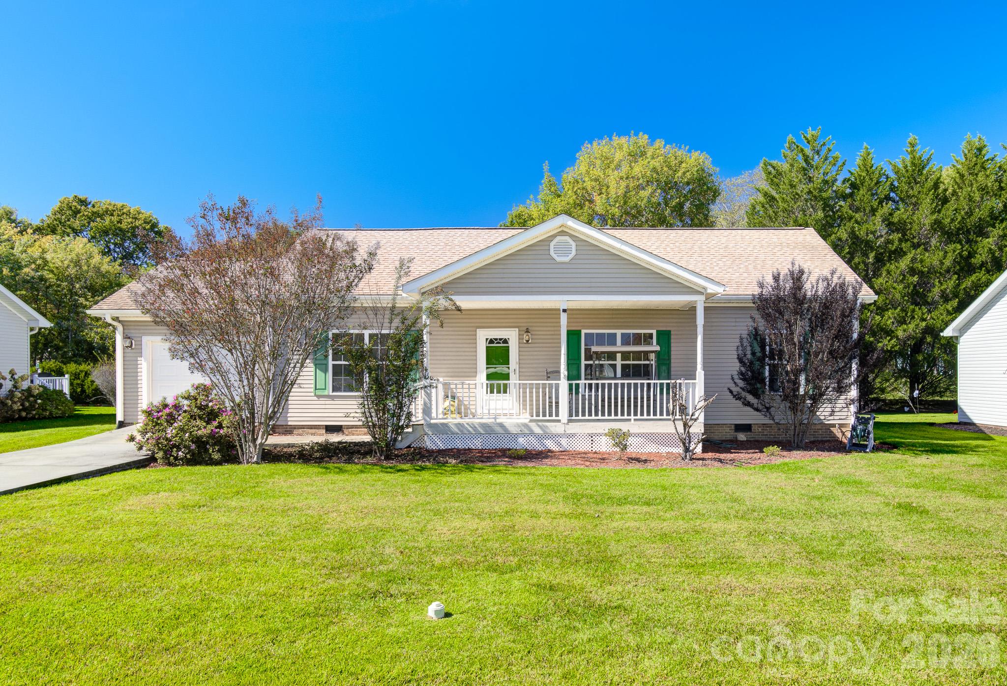 95 Beechnut Drive Property Photo 1