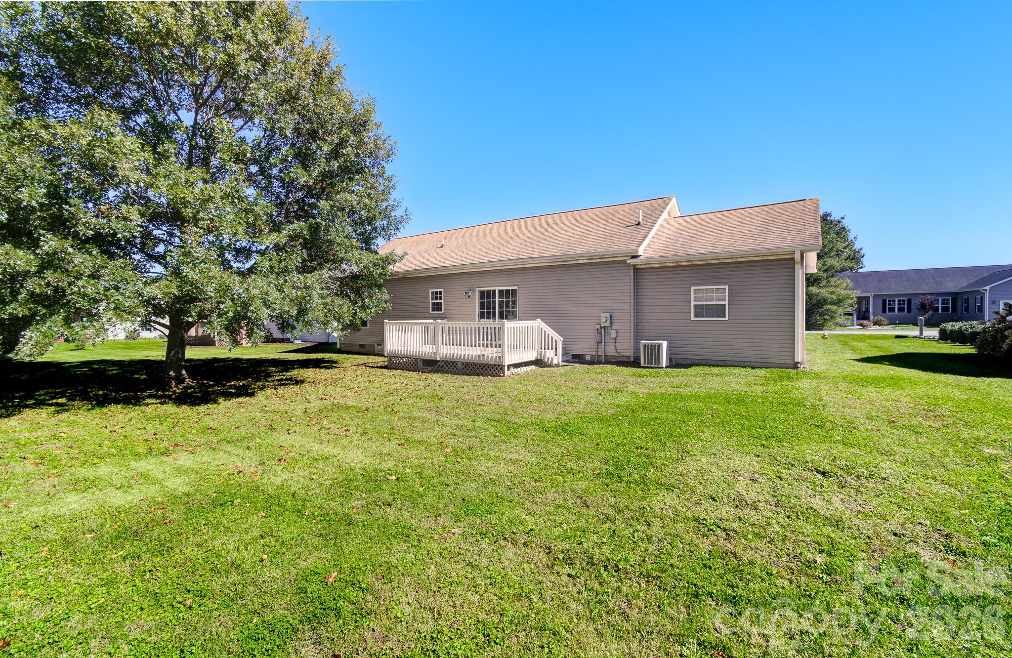 95 Beechnut Drive Property Photo 24