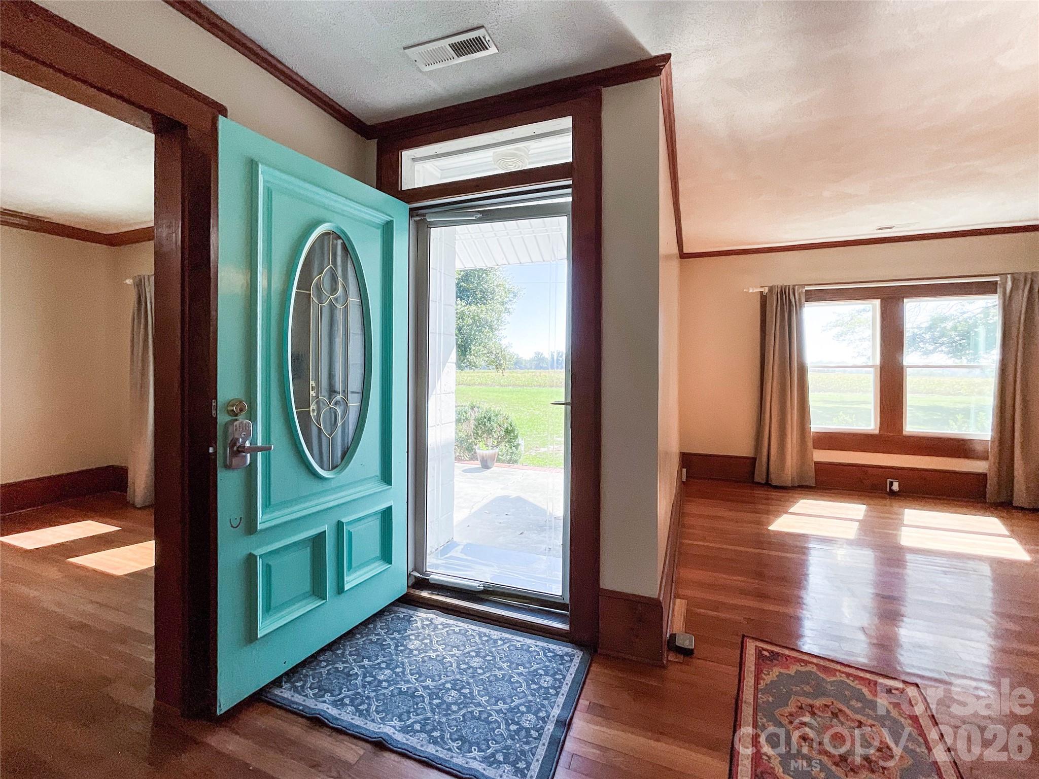 435 Webb Road Property Photo 5