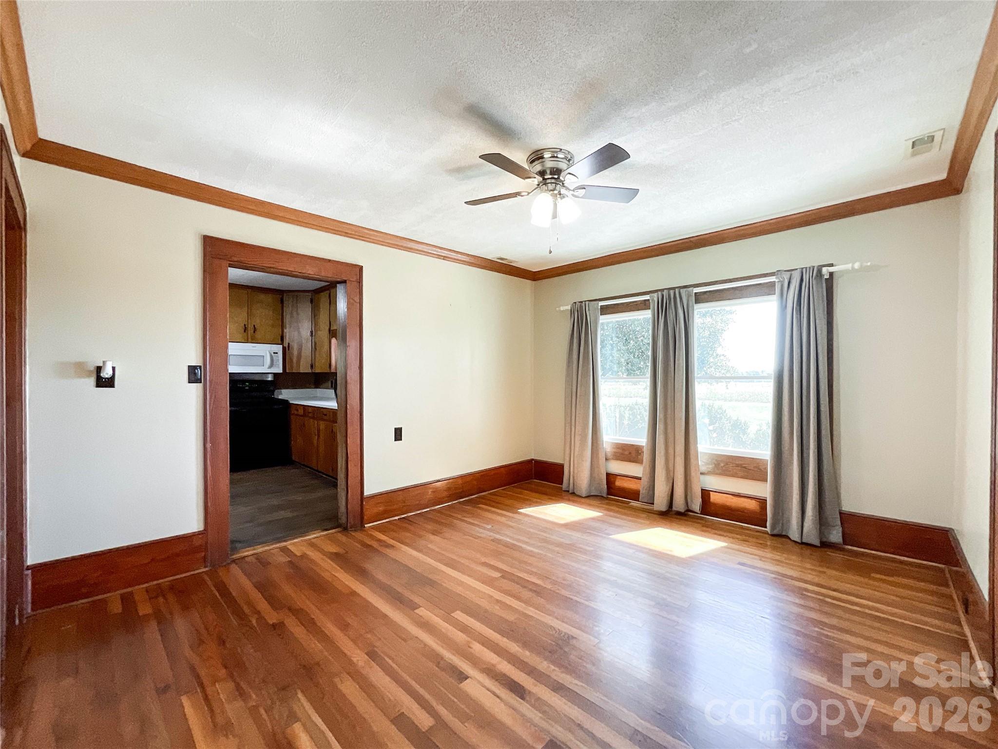435 Webb Road Property Photo 11