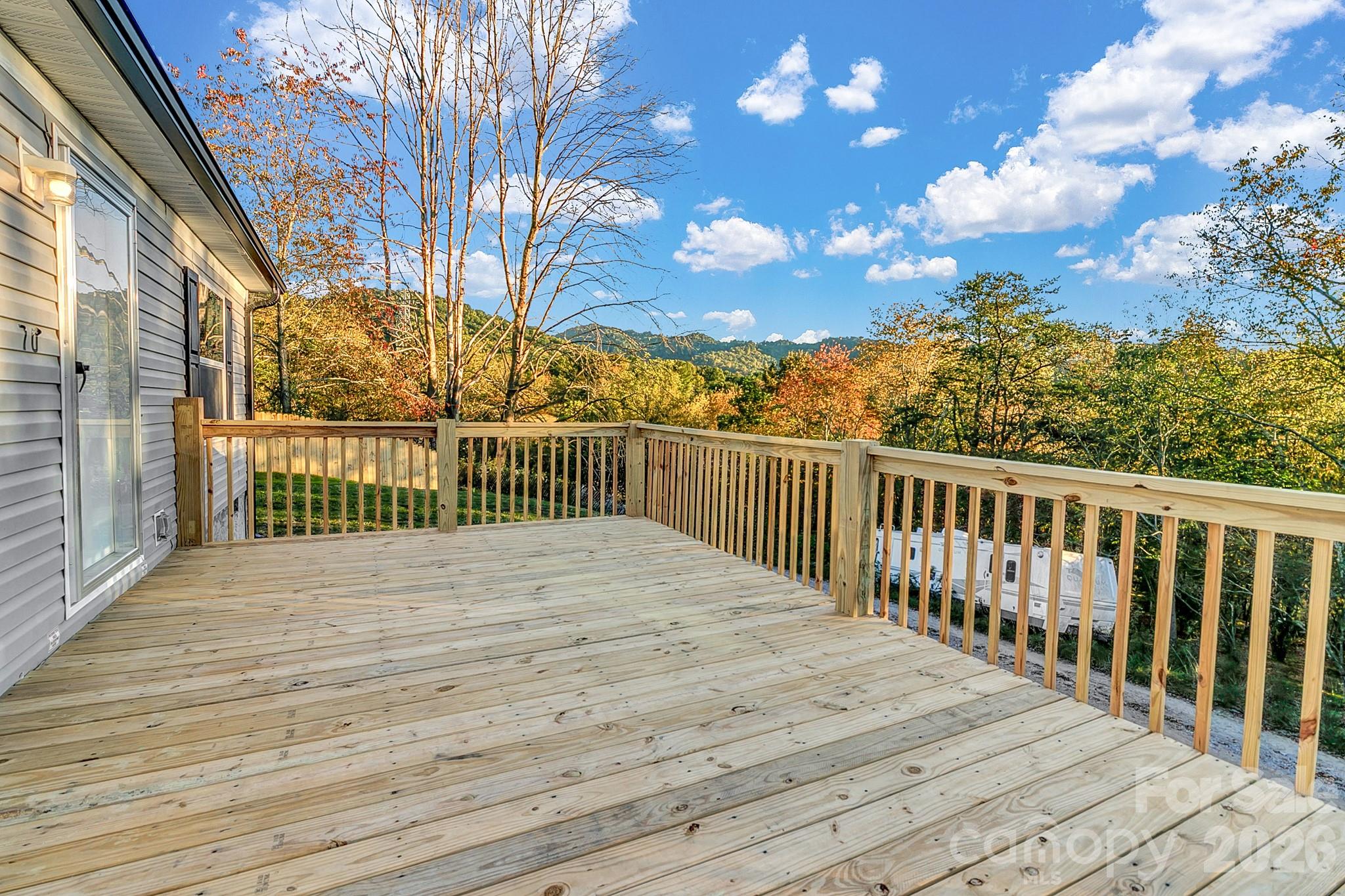 70 Windy Hill Lane Property Photo 5