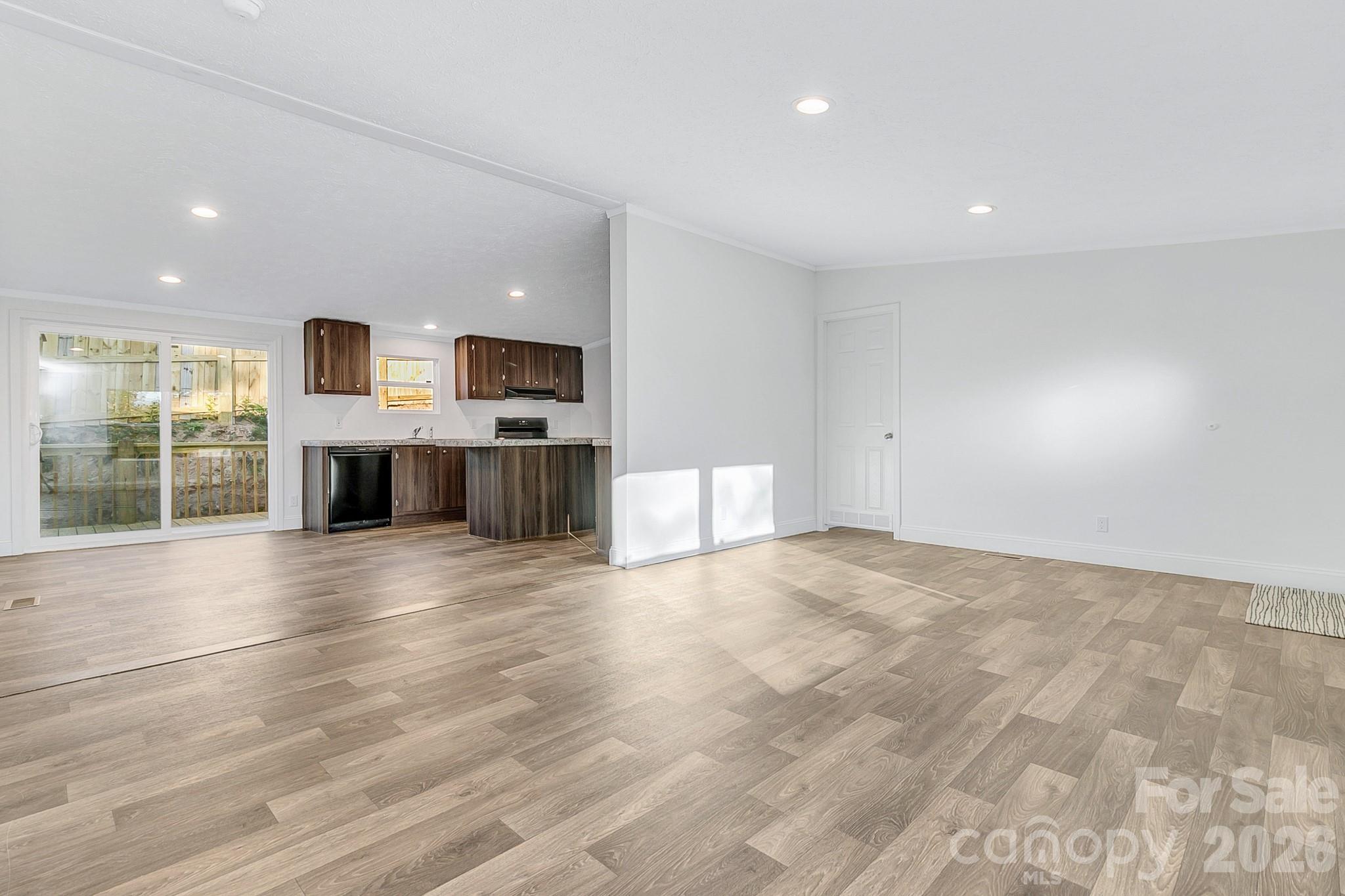 70 Windy Hill Lane Property Photo 11