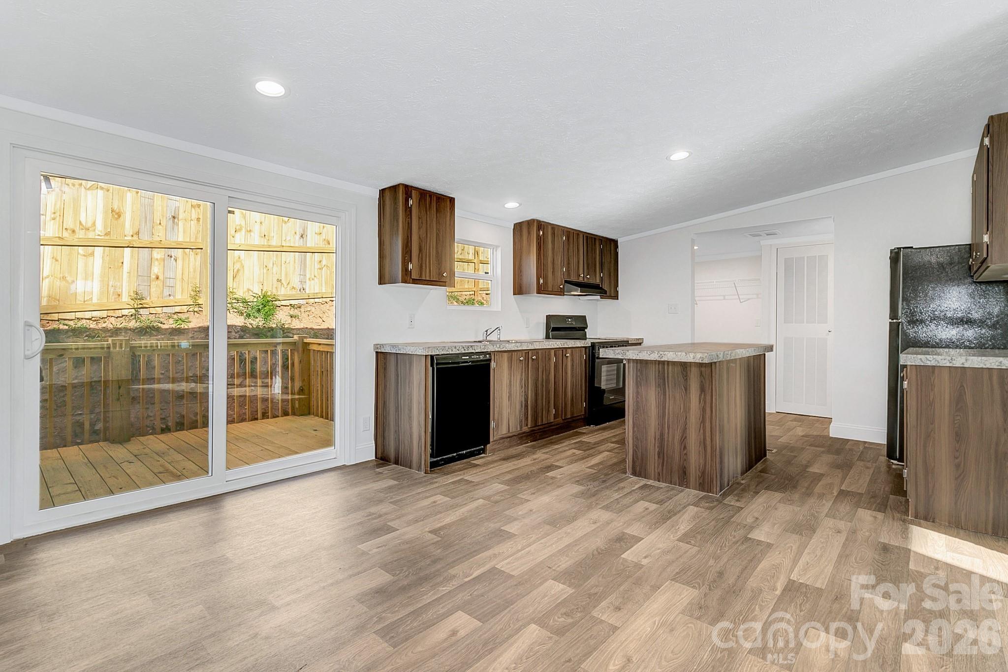 70 Windy Hill Lane Property Photo 16