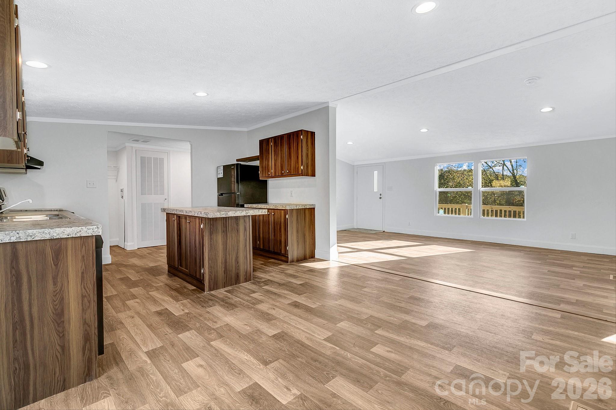 70 Windy Hill Lane Property Photo 17