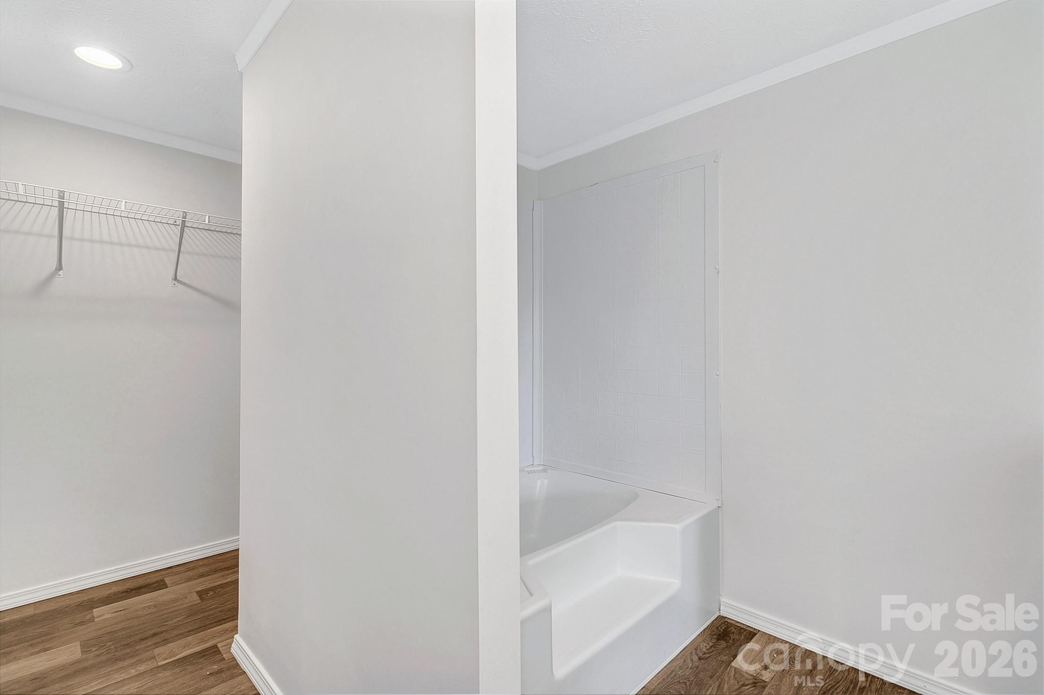 70 Windy Hill Lane Property Photo 22