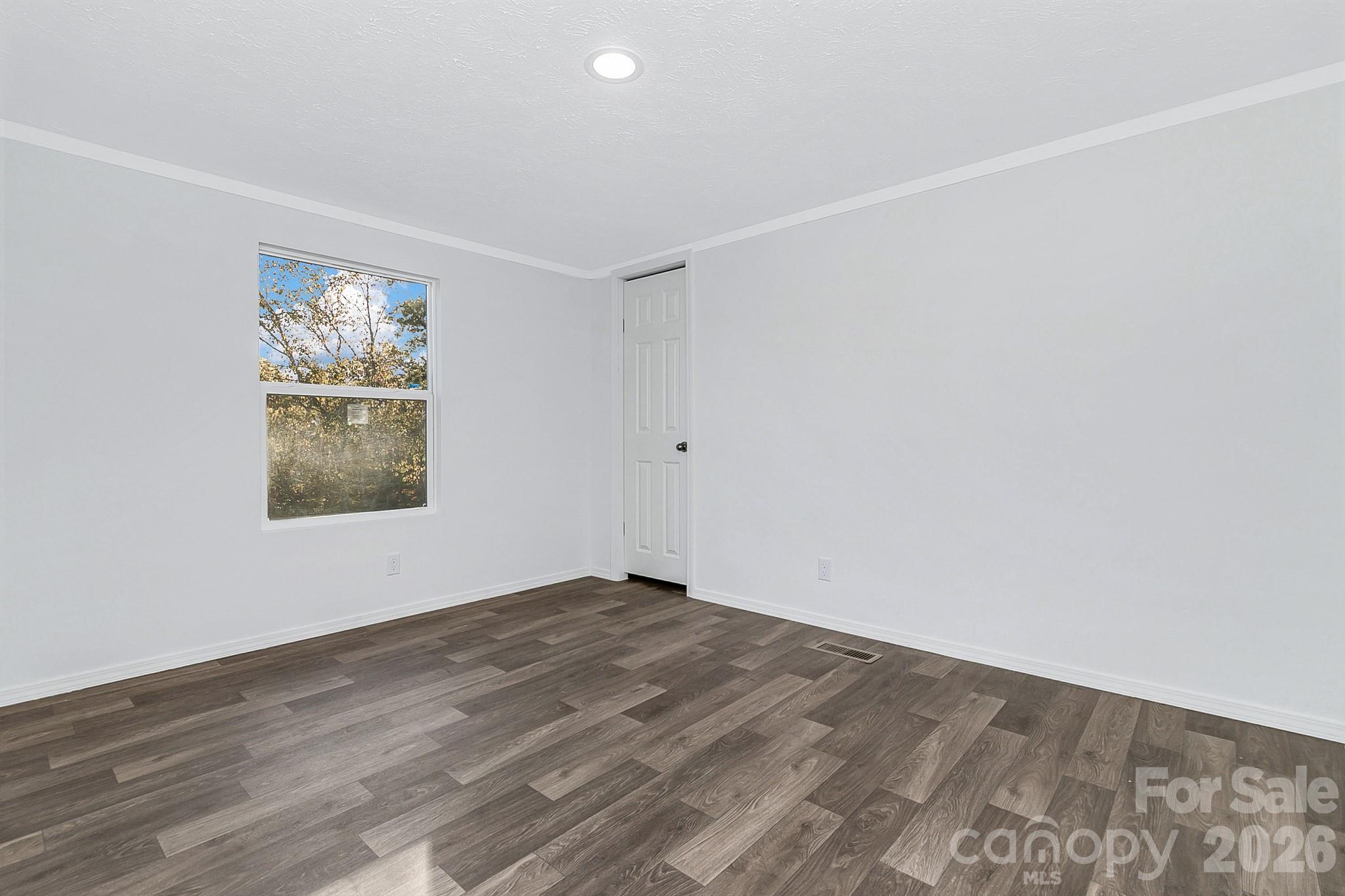 70 Windy Hill Lane Property Photo 23