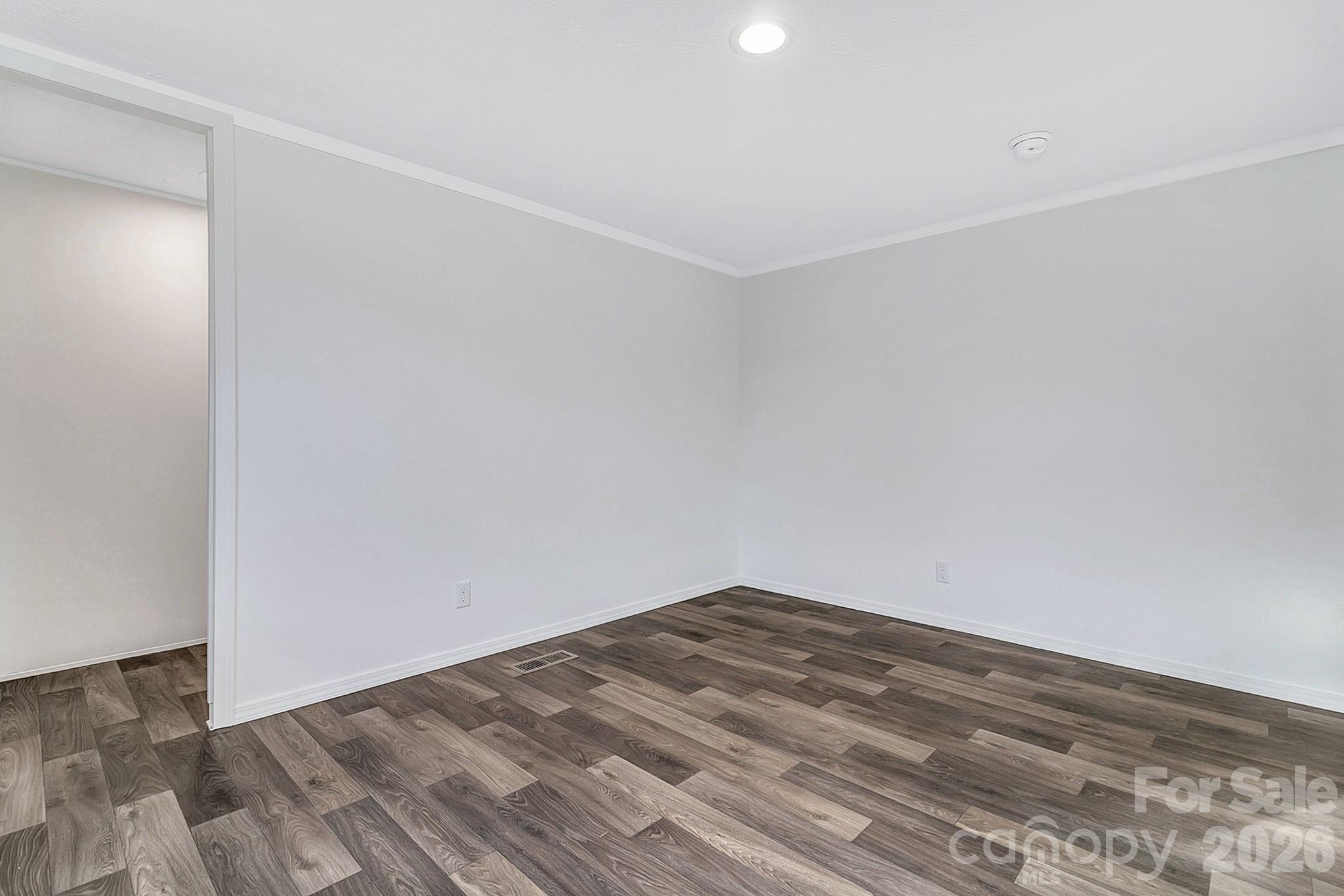 70 Windy Hill Lane Property Photo 25